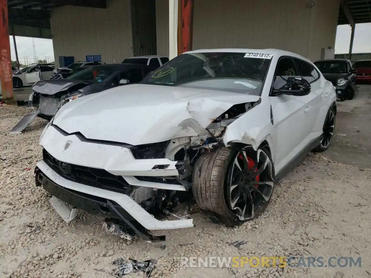 2 Photograph of a damaged car ZPBUA1ZL0KLA00852 LAMBORGHINI ALL MODELS 2019