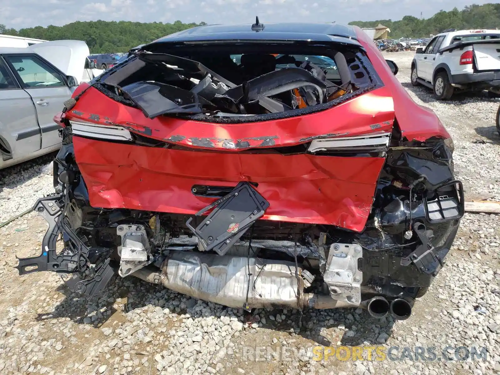 9 Photograph of a damaged car ZPBUA1ZL2KLA03817 LAMBORGHINI ALL MODELS 2019