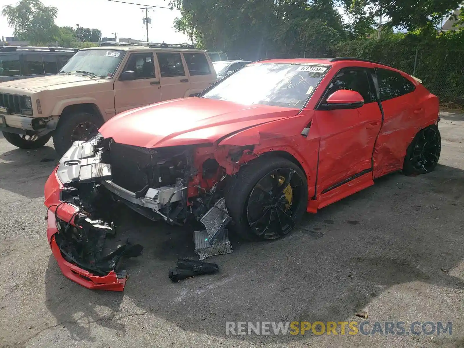 2 Photograph of a damaged car ZPBUA1ZL9KLA01899 LAMBORGHINI ALL MODELS 2019