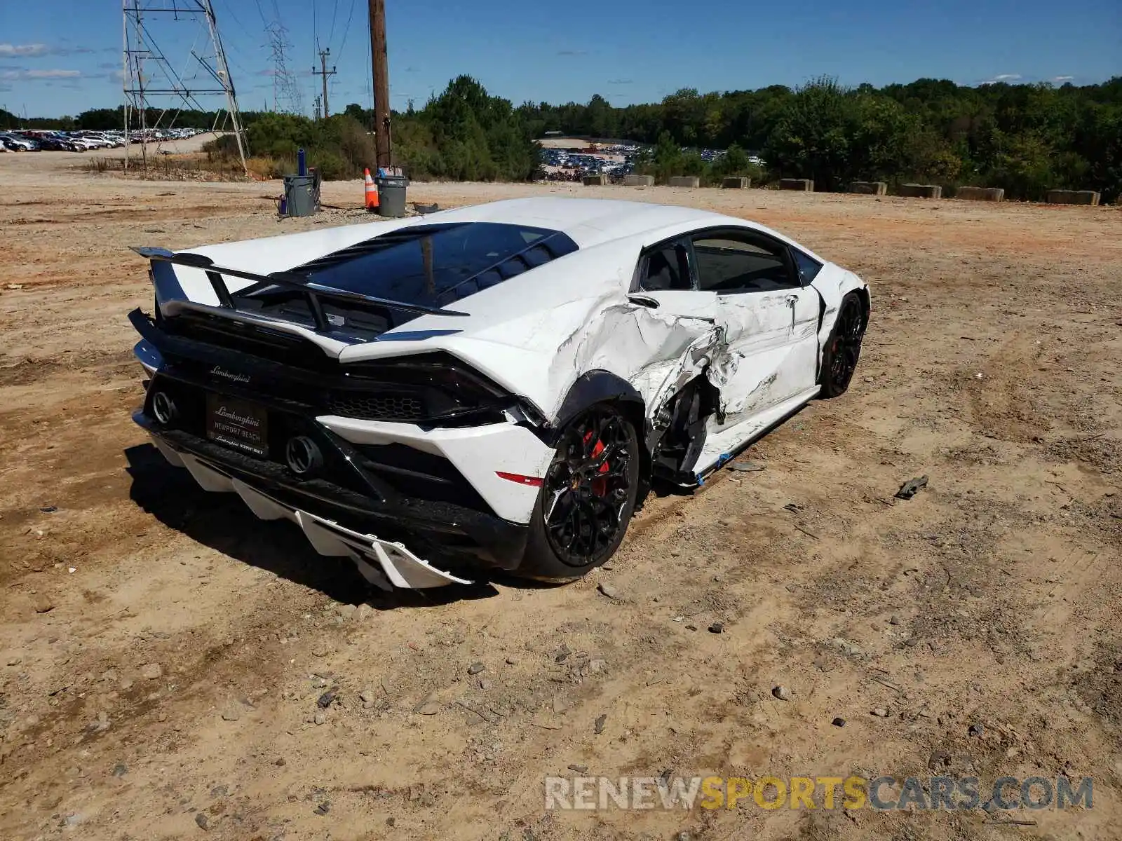 4 Photograph of a damaged car ZHWUF4ZF9LLA13390 LAMBORGHINI ALL MODELS 2020