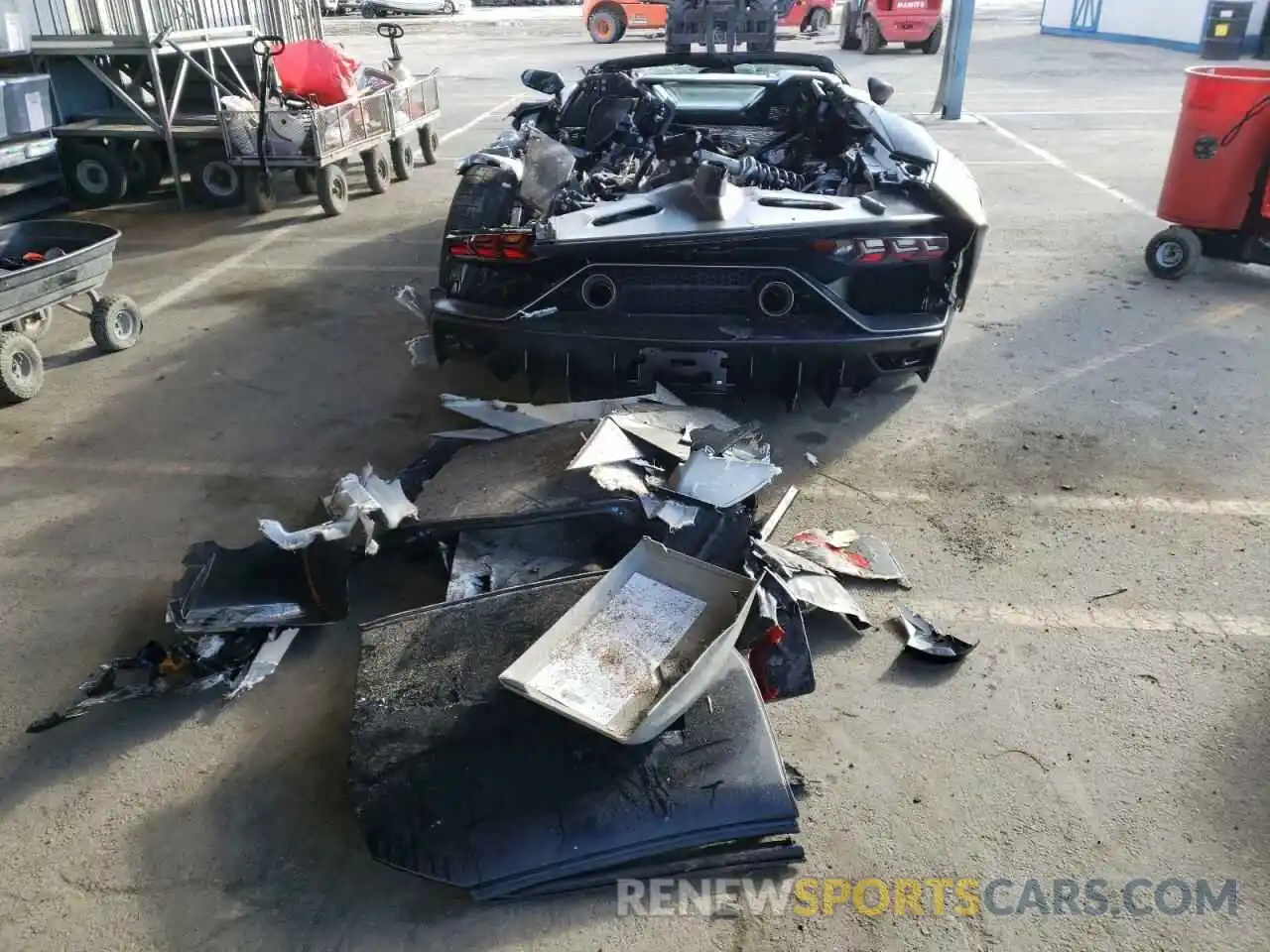 9 Photograph of a damaged car ZHWUN6ZD8LLA09702 LAMBORGHINI ALL MODELS 2020