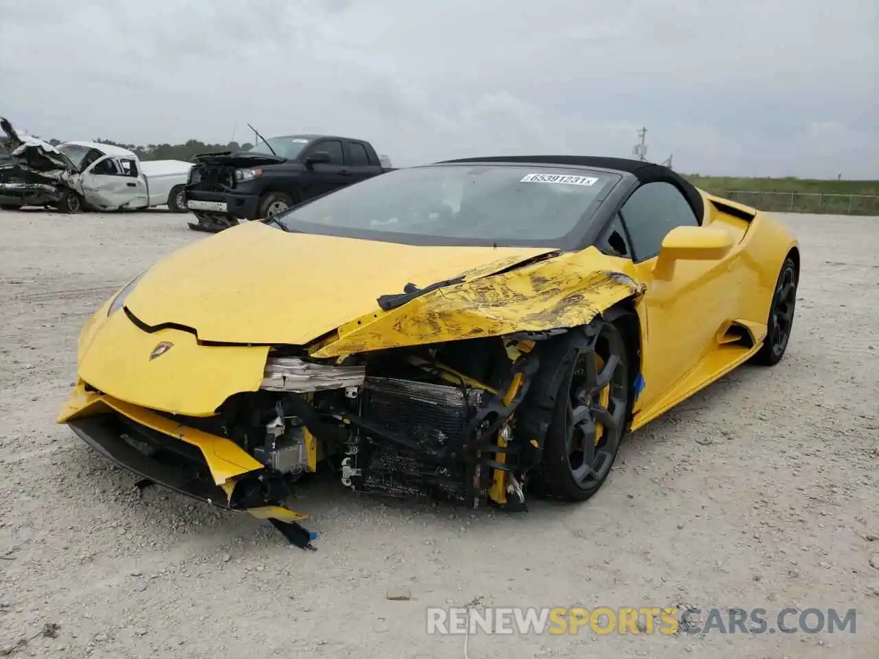 2 Photograph of a damaged car ZHWUT4ZF0LLA14159 LAMBORGHINI ALL MODELS 2020