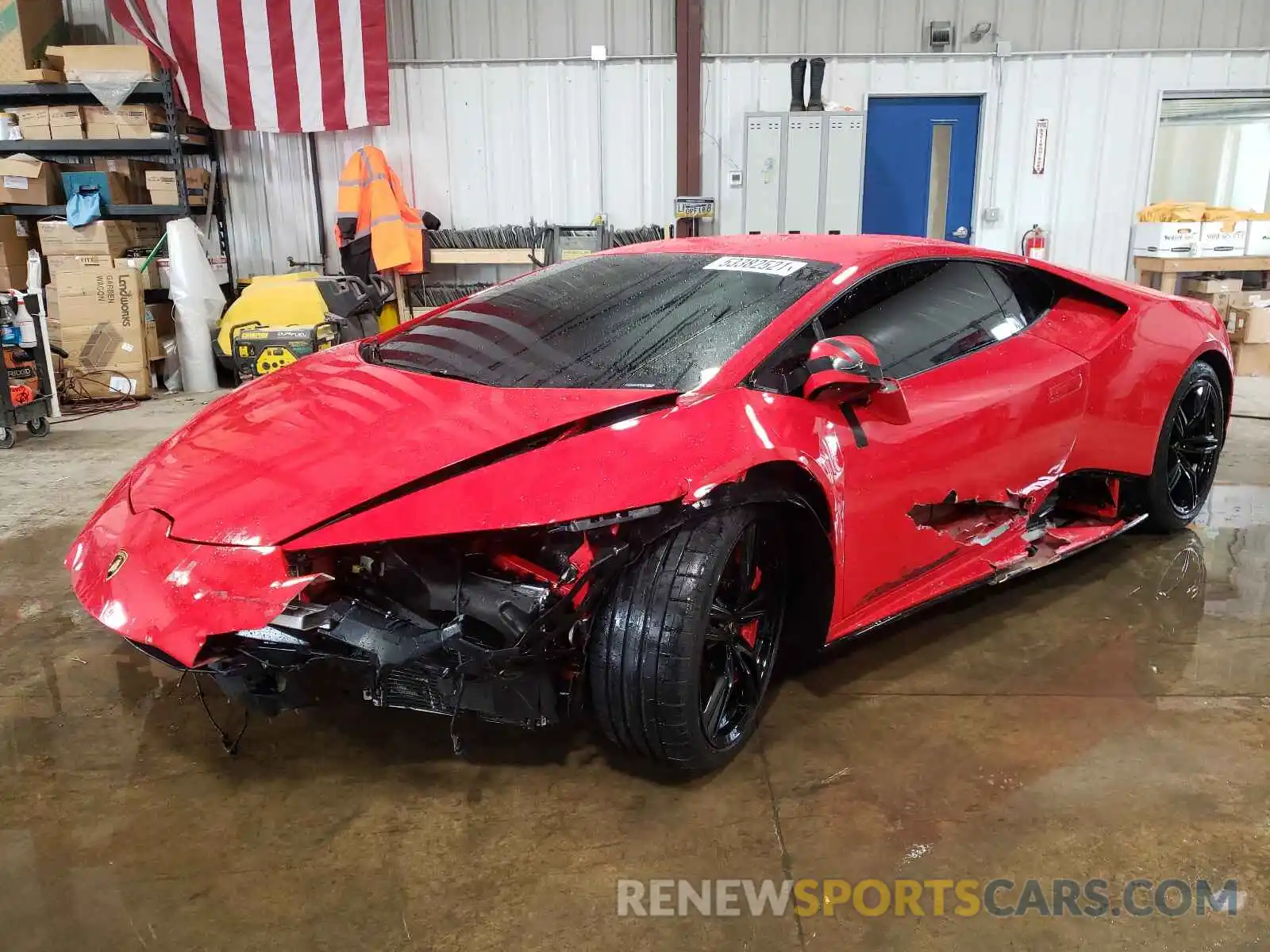 2 Photograph of a damaged car ZHWUF5ZF5MLA17427 LAMBORGHINI ALL MODELS 2021