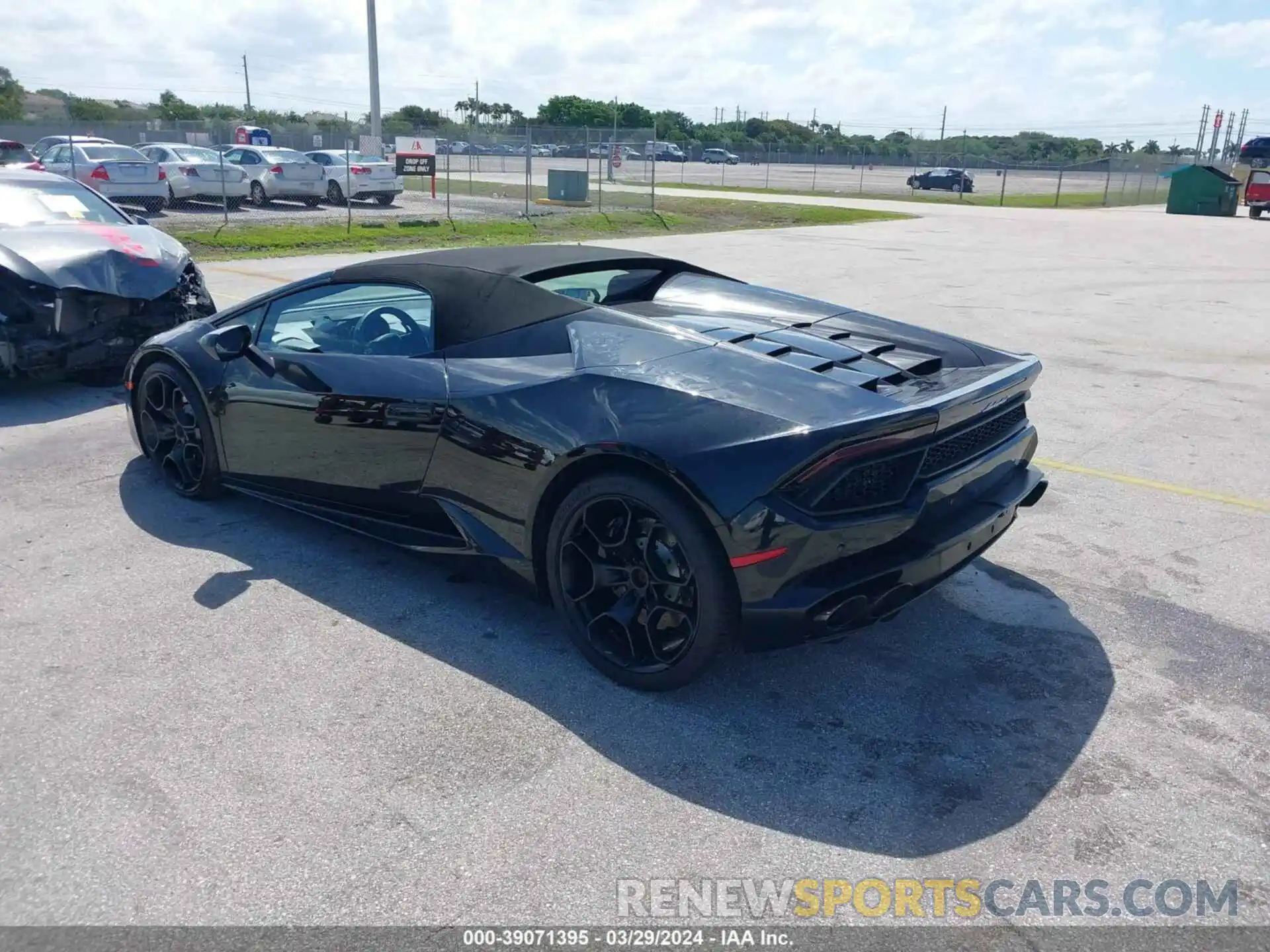 3 Photograph of a damaged car ZHWUR2ZF3KLA11354 LAMBORGHINI HURACAN 2019