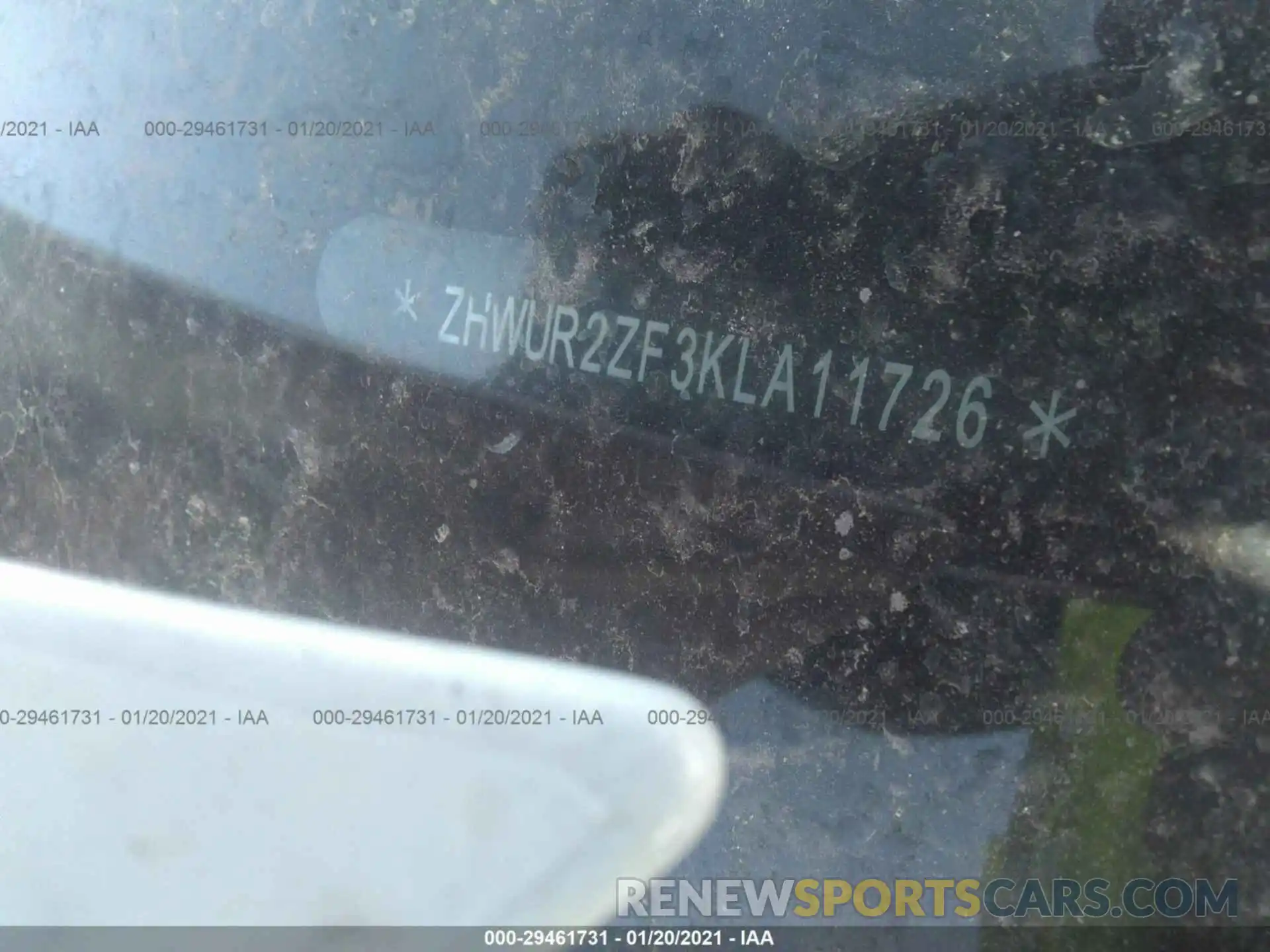 9 Photograph of a damaged car ZHWUR2ZF3KLA11726 LAMBORGHINI HURACAN 2019