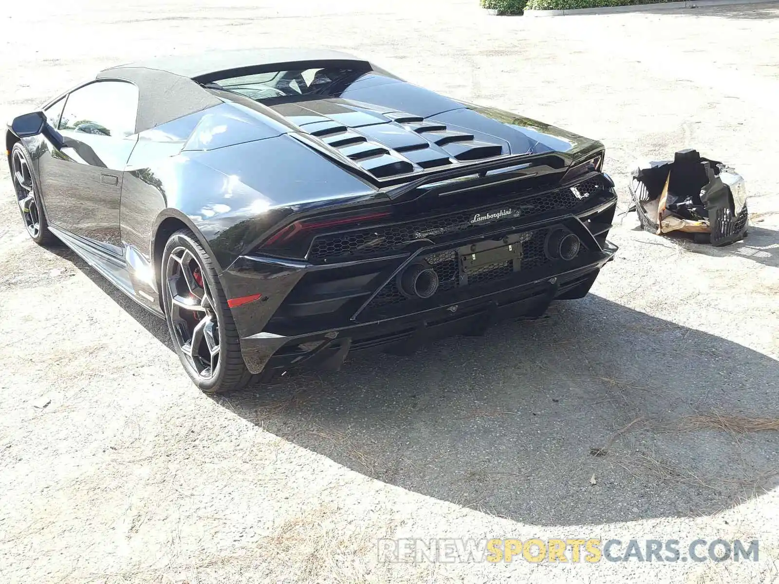 3 Photograph of a damaged car ZHWUT4ZF3LLA13443 LAMBORGHINI HURACAN EV 2020