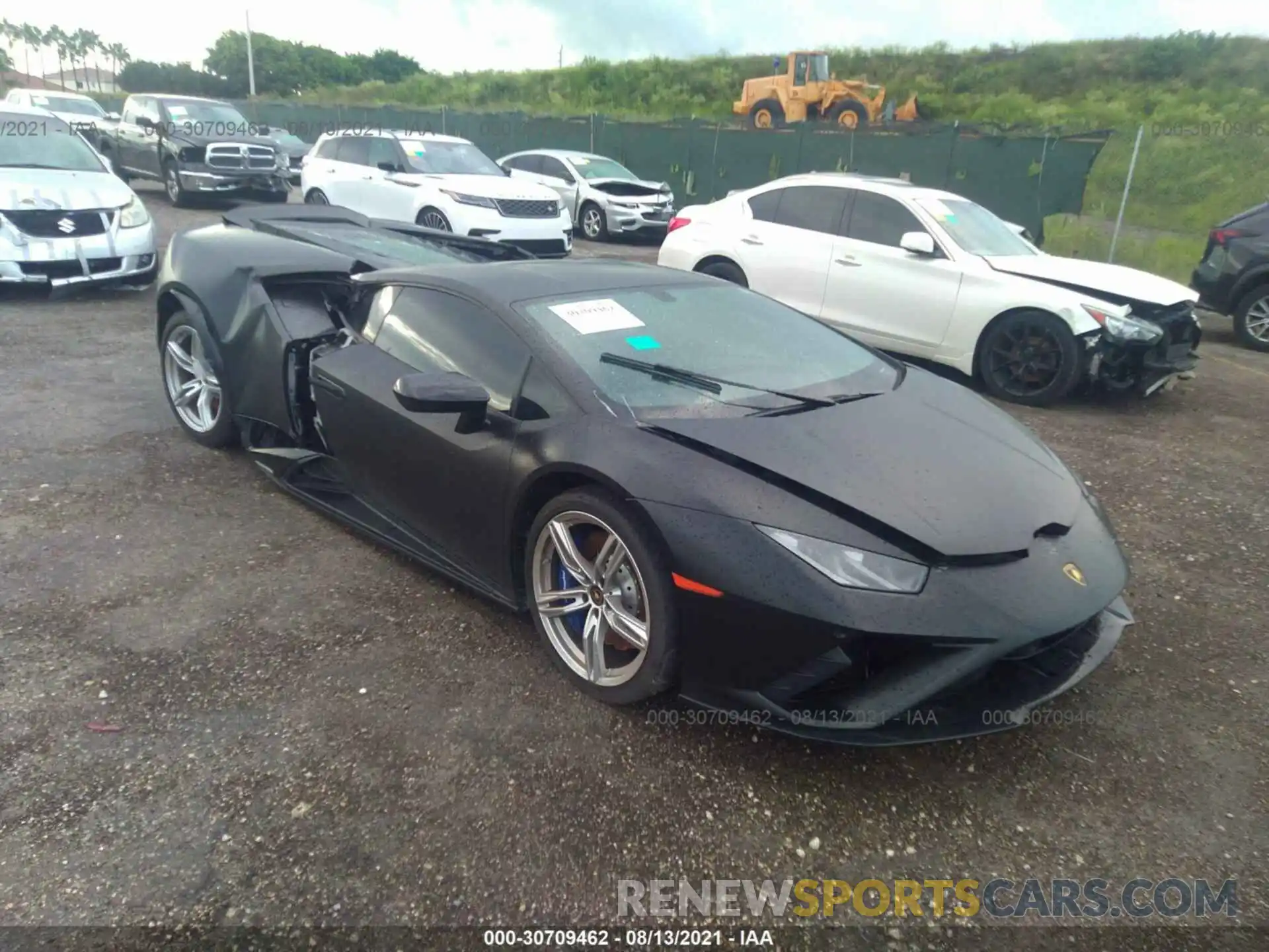 1 Photograph of a damaged car ZHWUF5ZF3LLA14959 LAMBORGHINI HURACAN EVO 2020