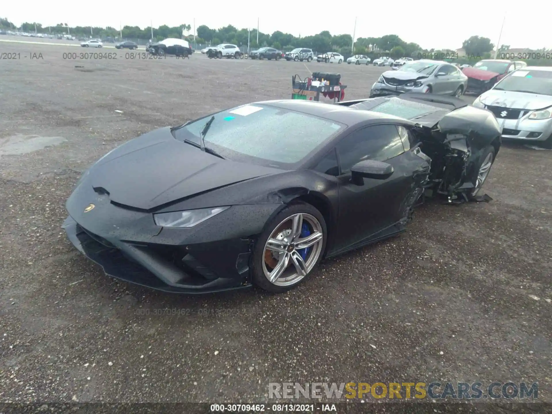 2 Photograph of a damaged car ZHWUF5ZF3LLA14959 LAMBORGHINI HURACAN EVO 2020