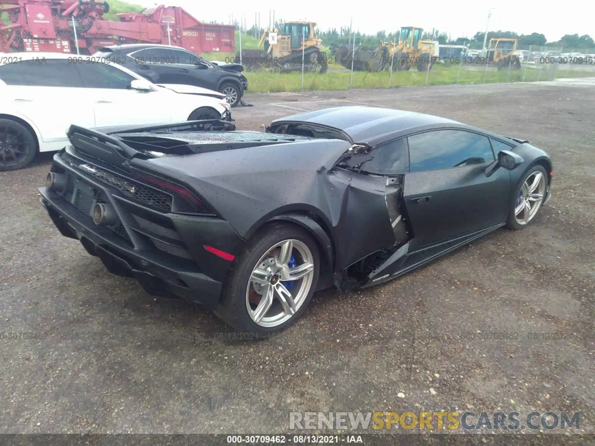 4 Photograph of a damaged car ZHWUF5ZF3LLA14959 LAMBORGHINI HURACAN EVO 2020