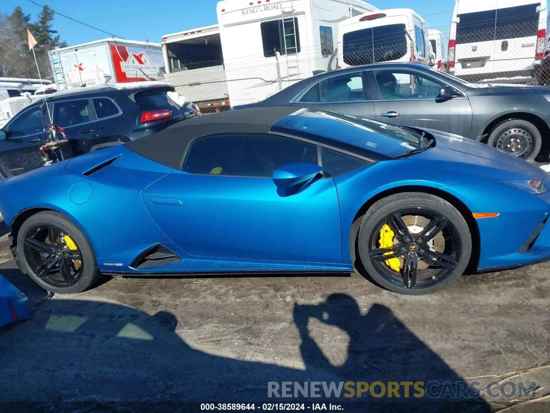 14 Photograph of a damaged car ZHWUT5ZF7LLA15167 LAMBORGHINI HURACAN EVO 2020