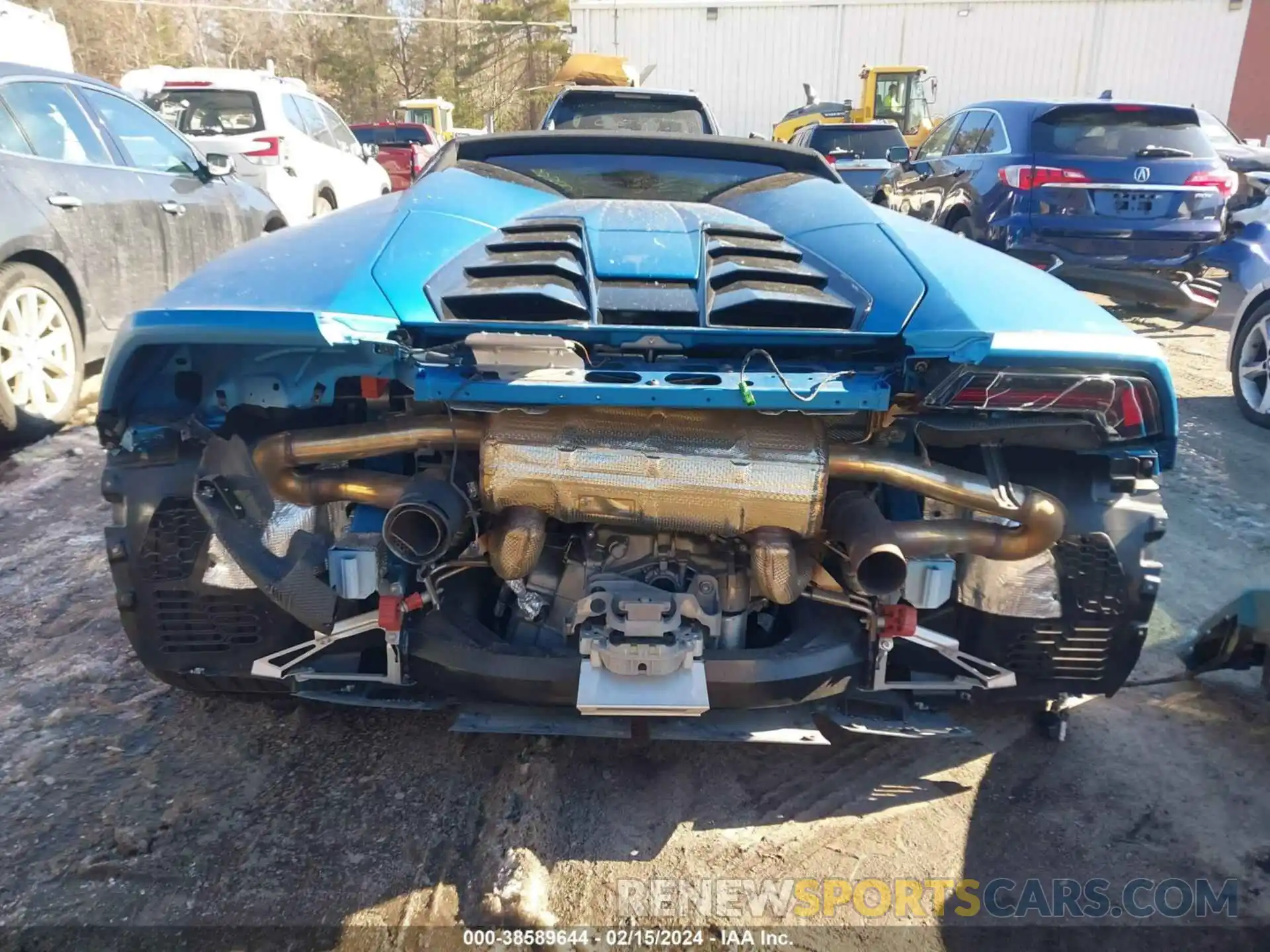 17 Photograph of a damaged car ZHWUT5ZF7LLA15167 LAMBORGHINI HURACAN EVO 2020