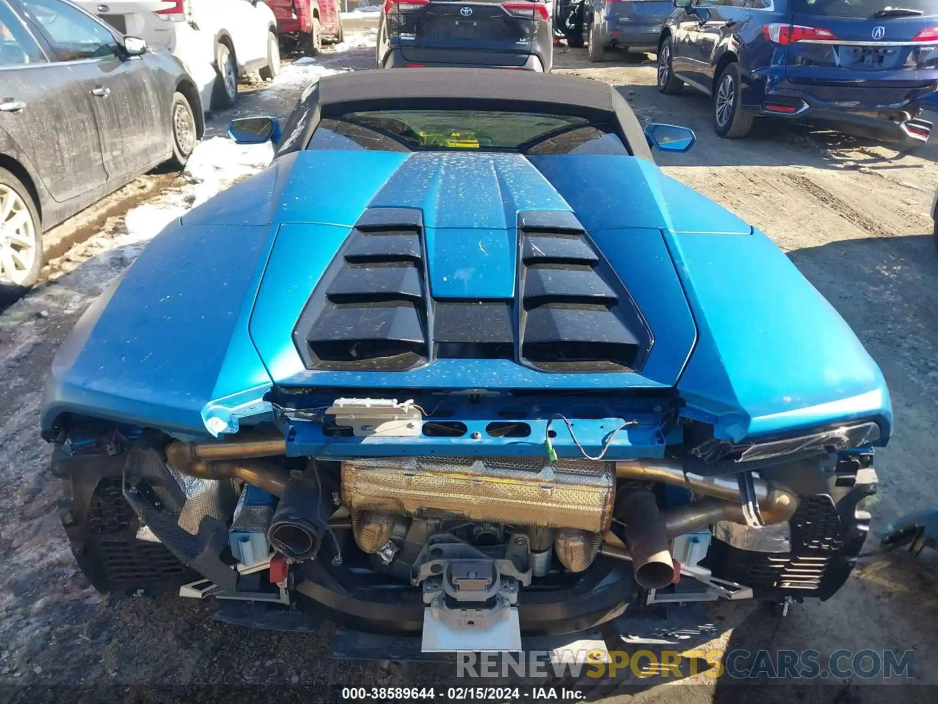 8 Photograph of a damaged car ZHWUT5ZF7LLA15167 LAMBORGHINI HURACAN EVO 2020