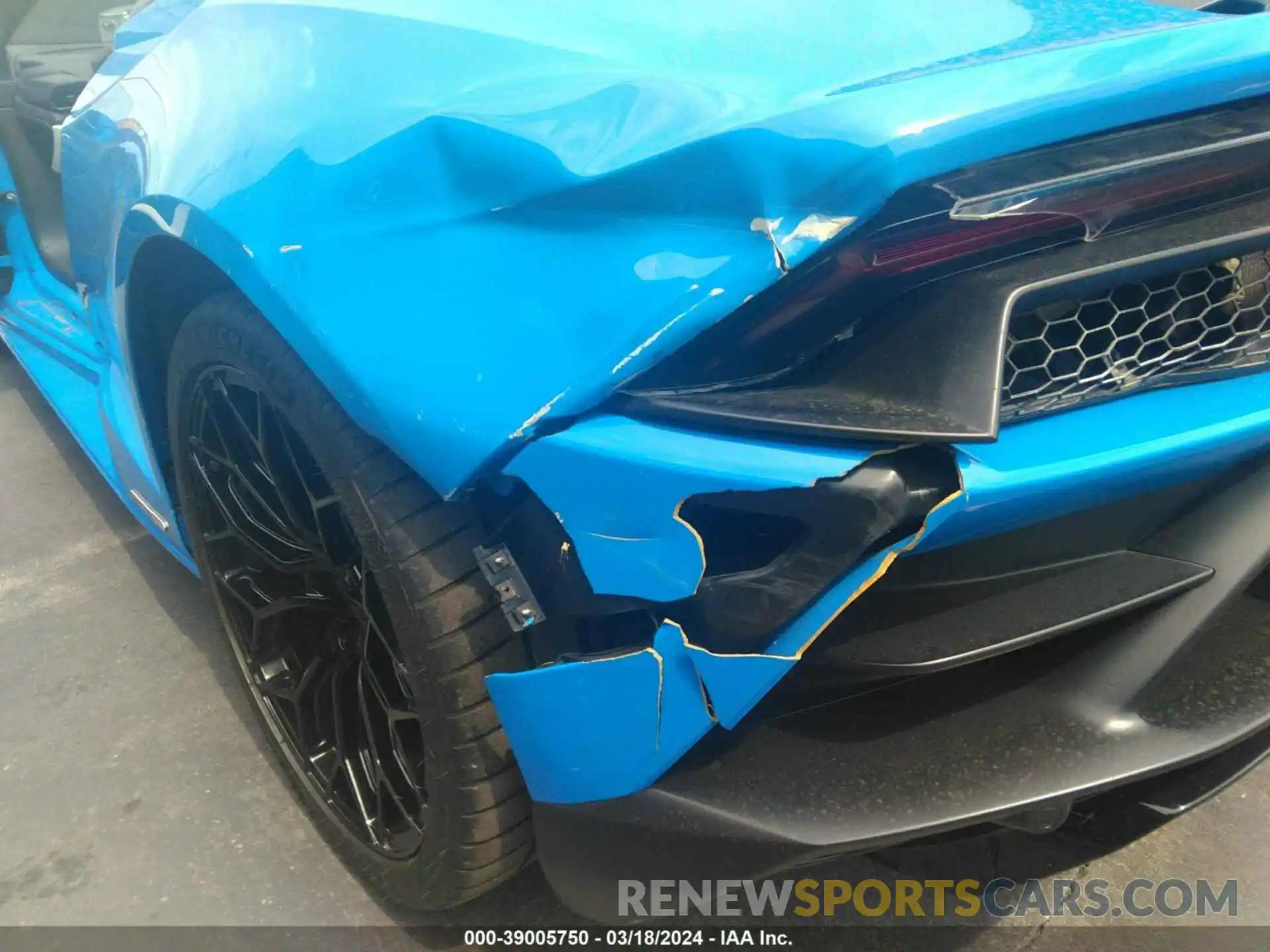 6 Photograph of a damaged car ZHWUT5ZF5MLA17050 LAMBORGHINI HURACAN EVO 2021