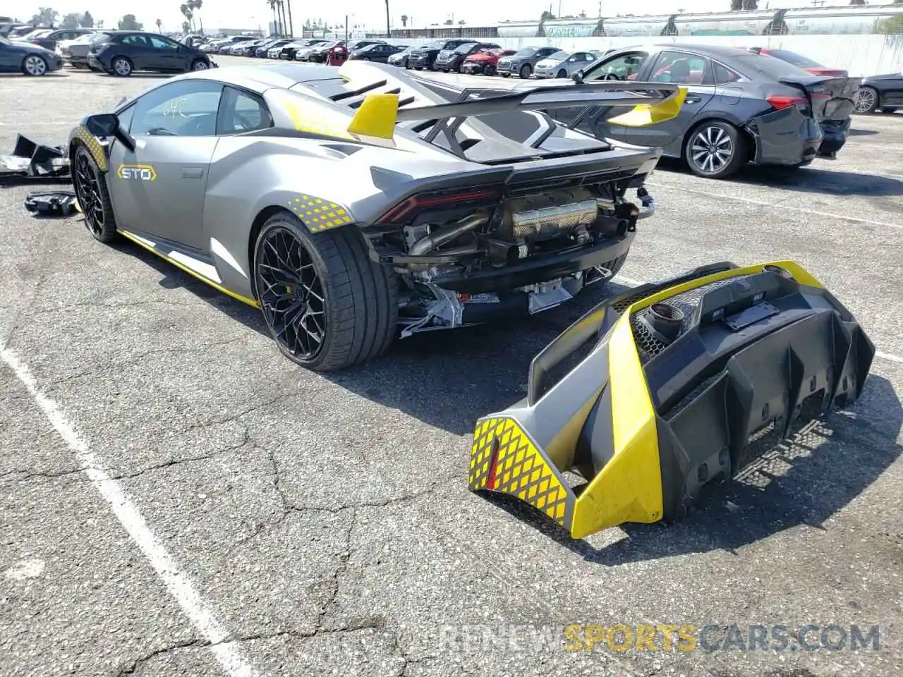 3 Photograph of a damaged car ZHWUA6ZX9NLA18143 LAMBORGHINI HURACAN ST 2022