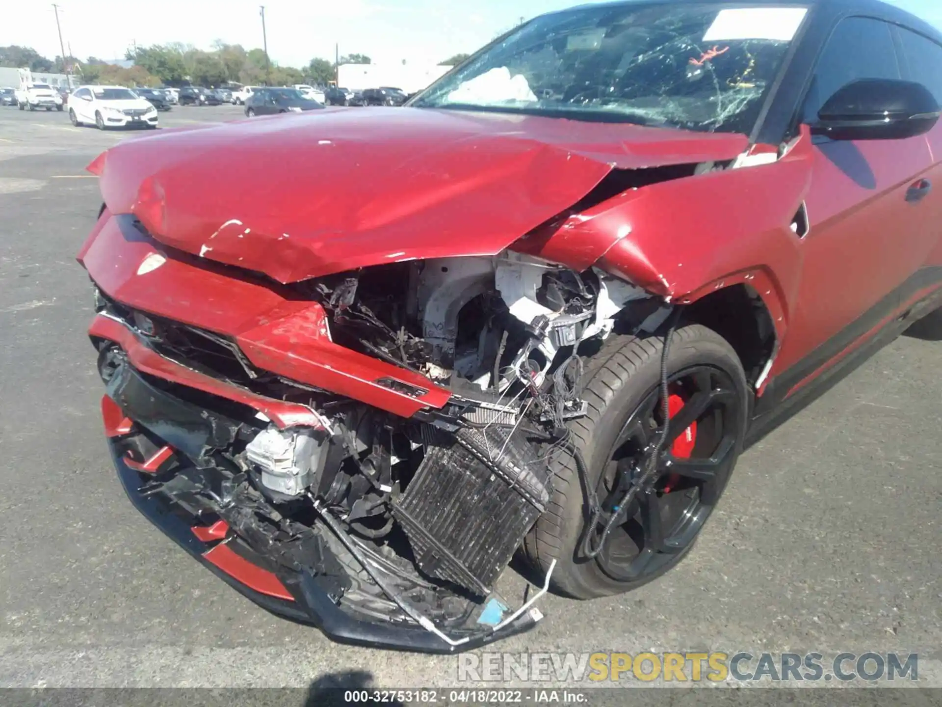 6 Photograph of a damaged car ZPBUA1ZL1KLA00858 LAMBORGHINI URUS 2019