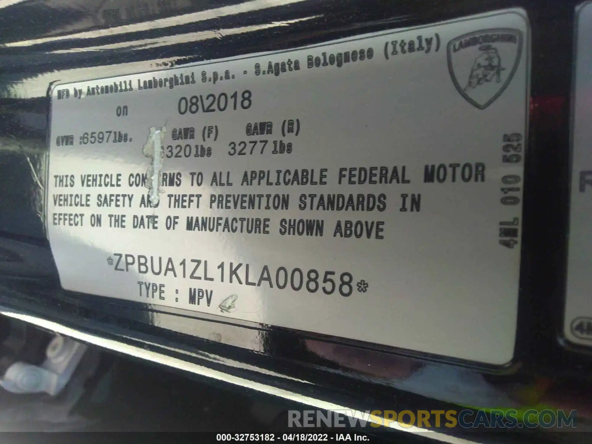 9 Photograph of a damaged car ZPBUA1ZL1KLA00858 LAMBORGHINI URUS 2019