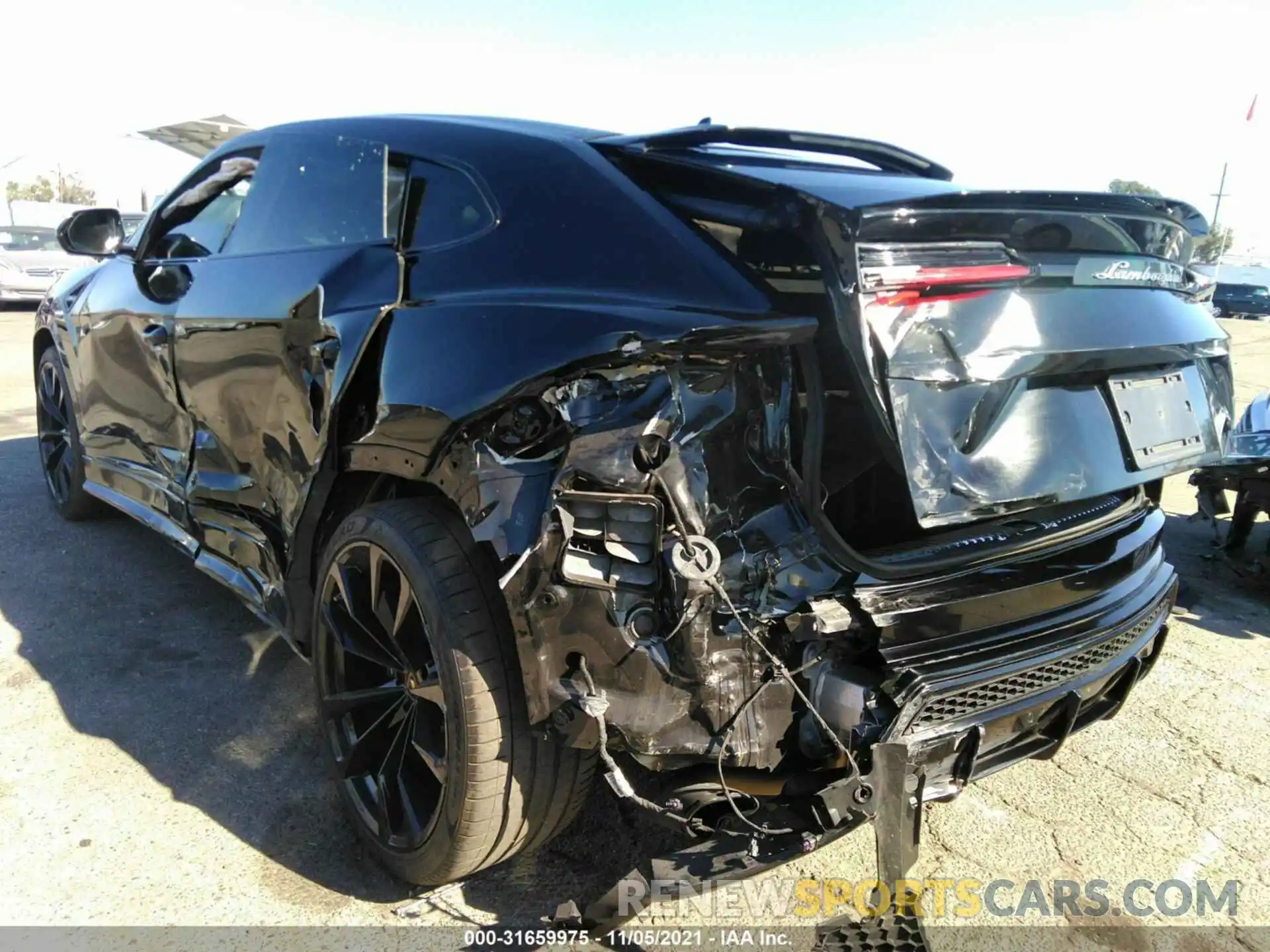 3 Photograph of a damaged car ZPBUA1ZL2KLA01842 LAMBORGHINI URUS 2019