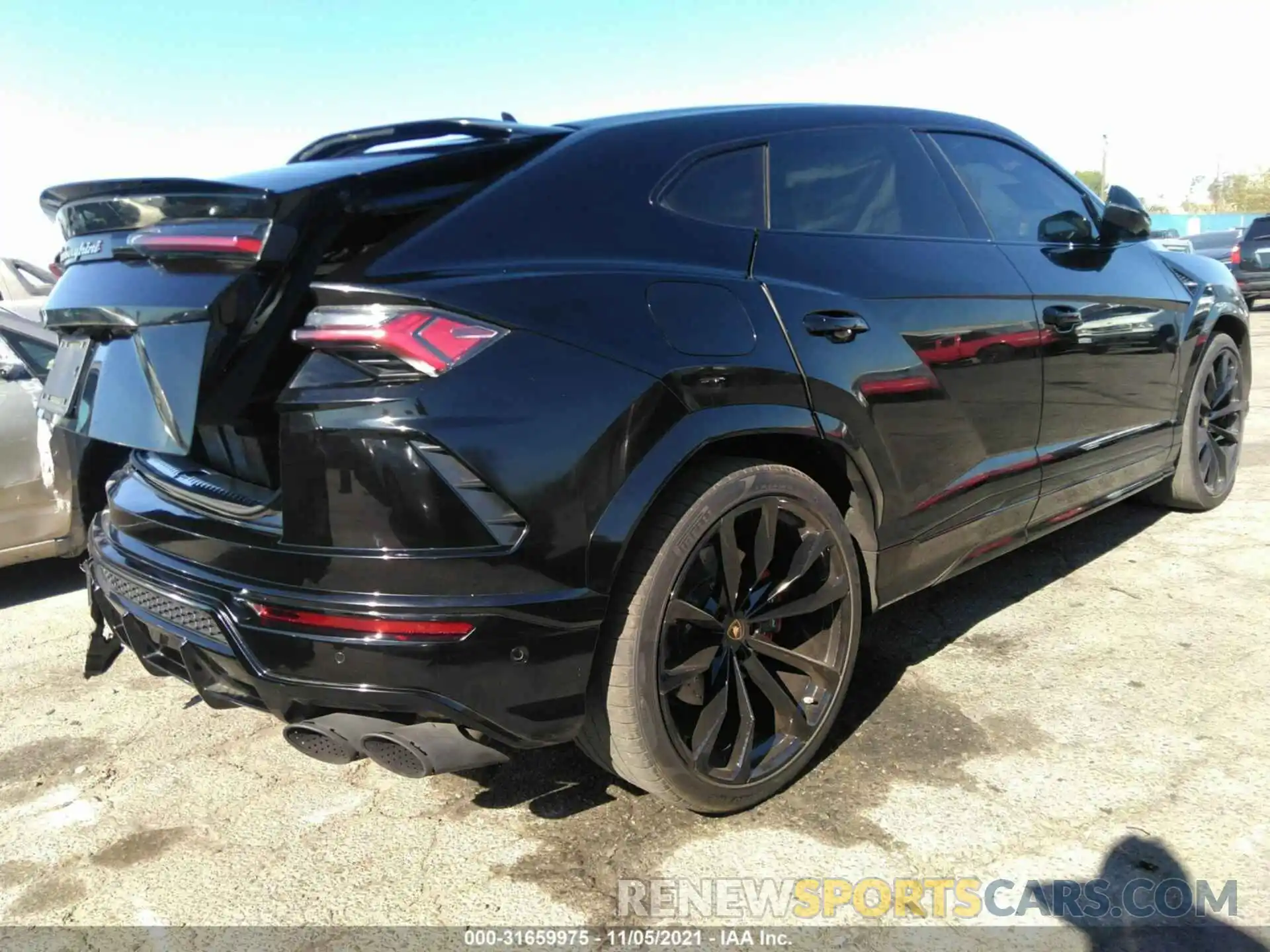 4 Photograph of a damaged car ZPBUA1ZL2KLA01842 LAMBORGHINI URUS 2019