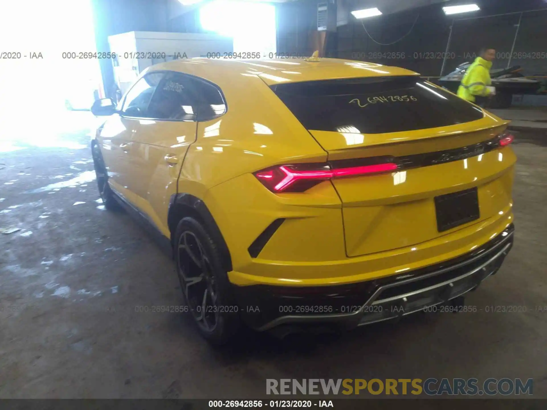 3 Photograph of a damaged car ZPBUA1ZL3KLA01123 LAMBORGHINI URUS 2019