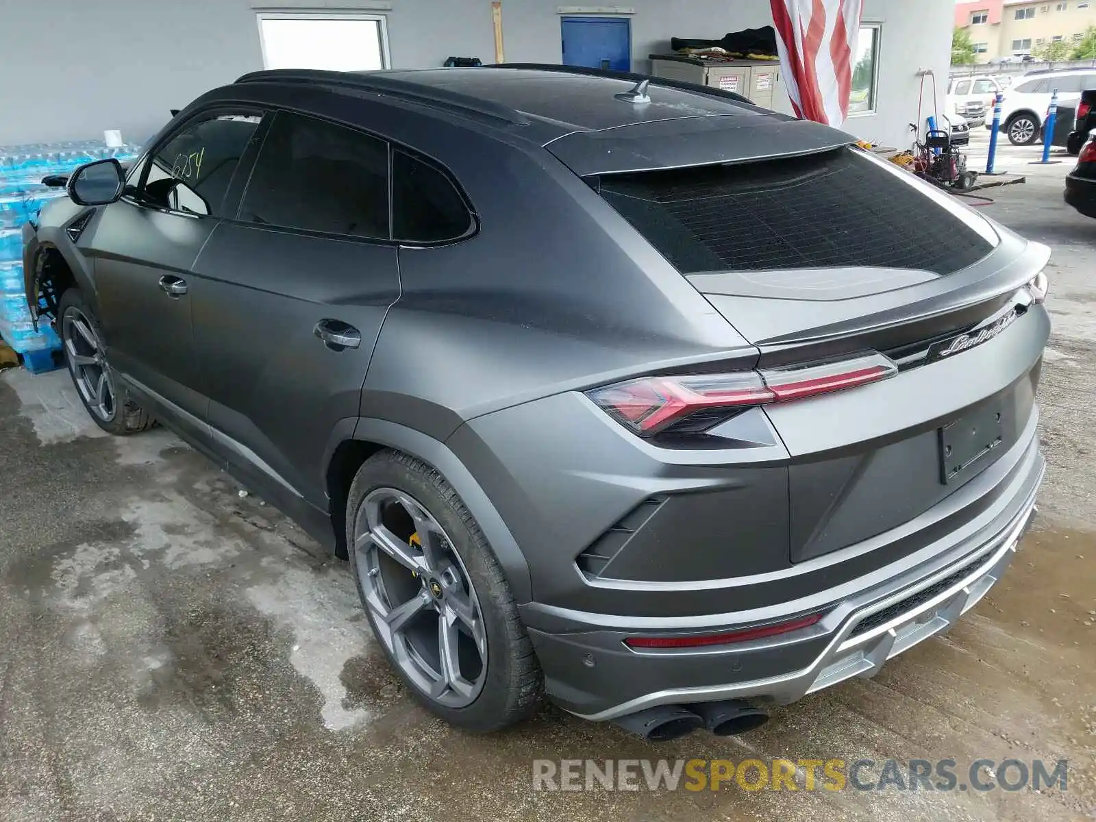 3 Фотография поврежденного автомобиля ZPBUA1ZL7KLA01061 LAMBORGHINI URUS 2019