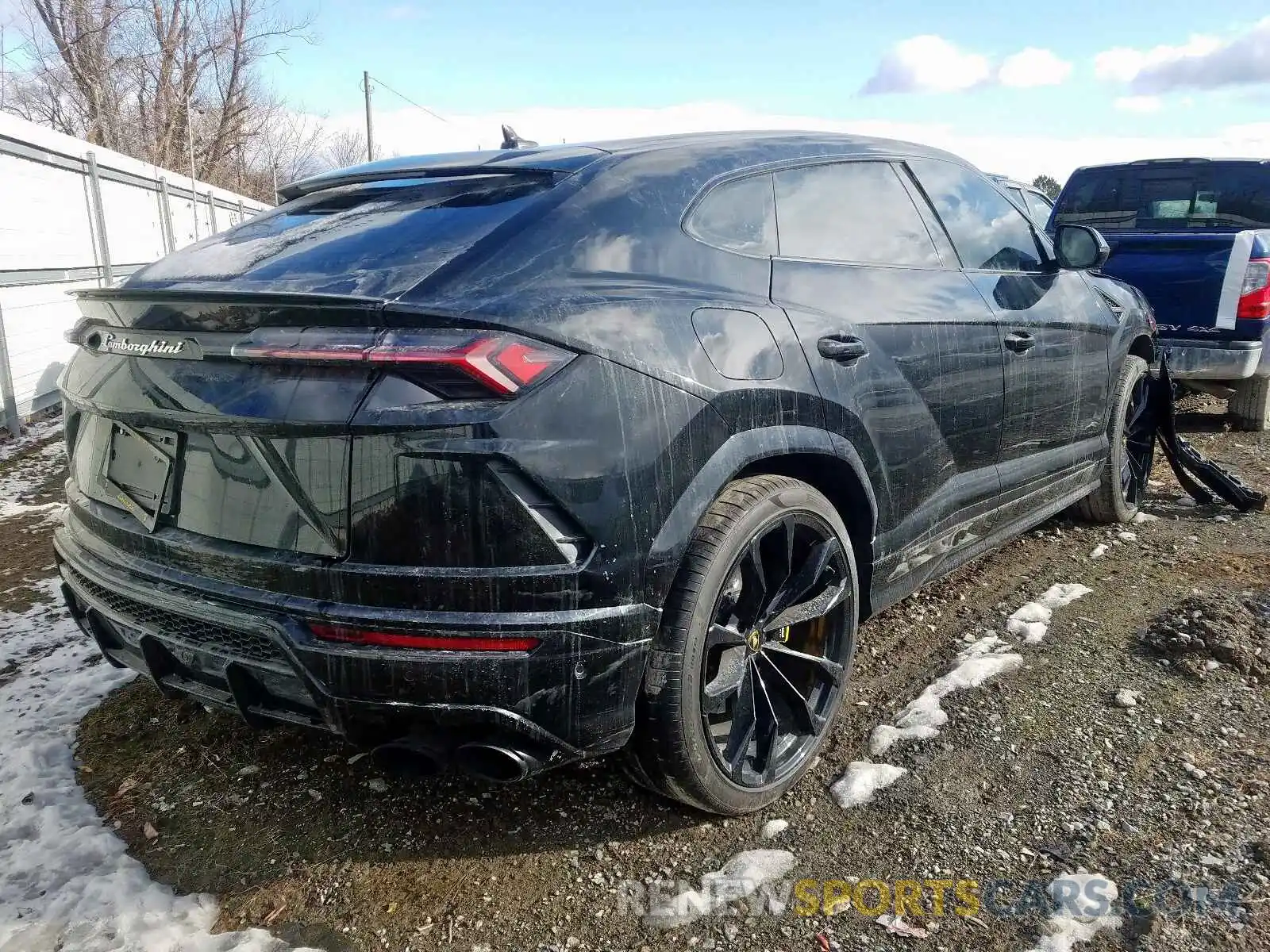 4 Photograph of a damaged car ZPBUA1ZL8KLA04079 LAMBORGHINI URUS 2019