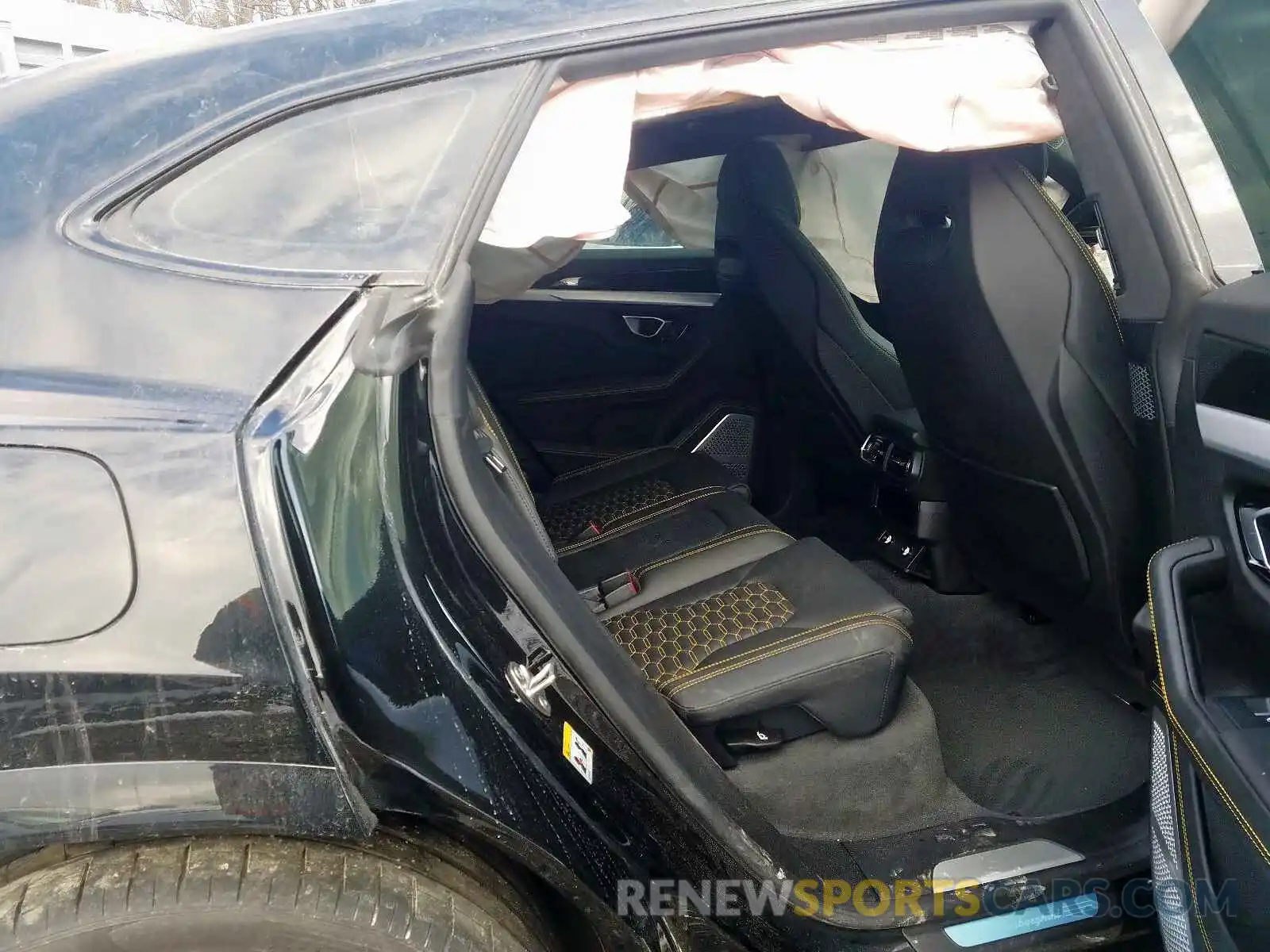 6 Photograph of a damaged car ZPBUA1ZL8KLA04079 LAMBORGHINI URUS 2019