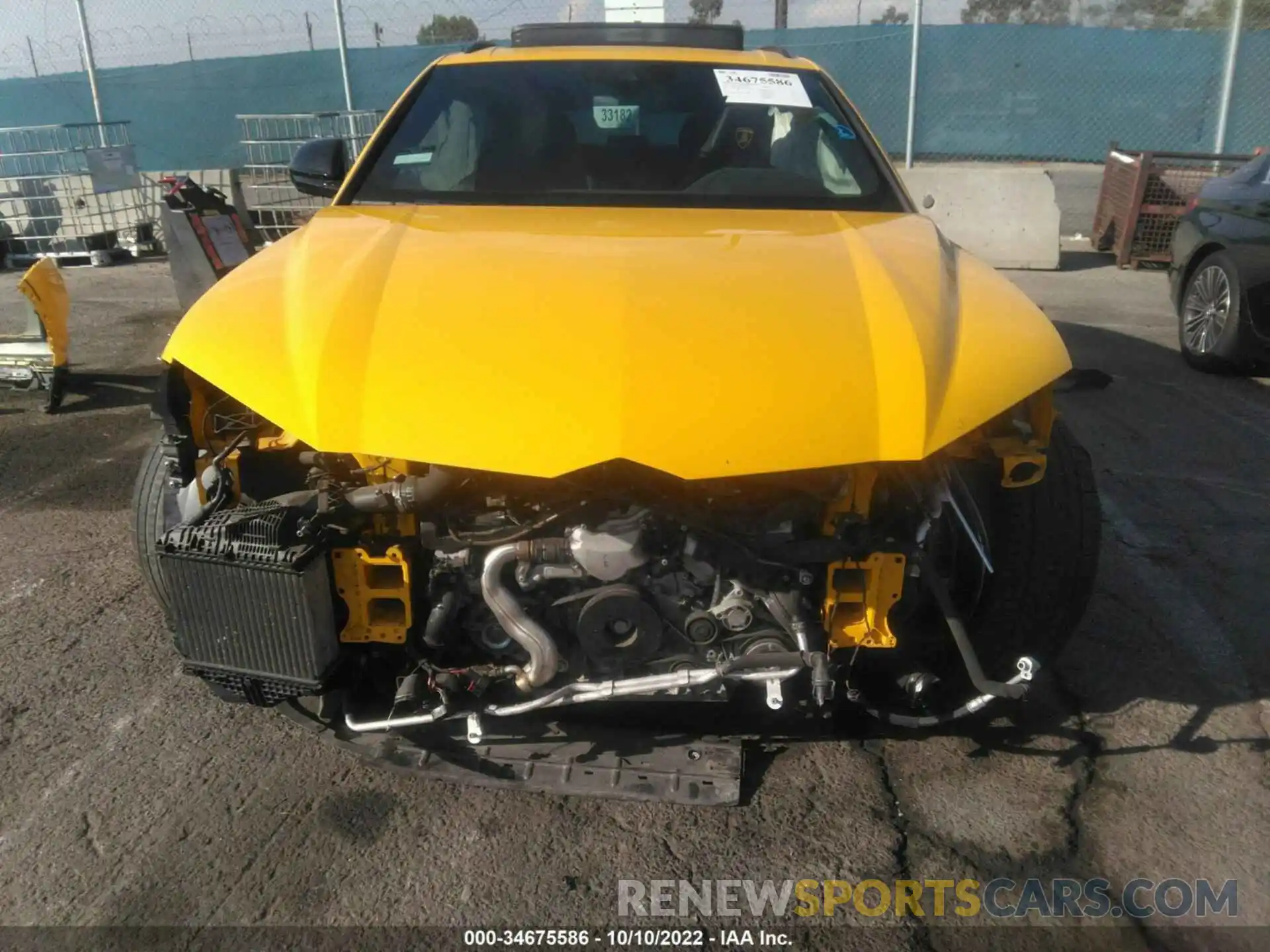 6 Photograph of a damaged car ZPBUA1ZLXKLA01121 LAMBORGHINI URUS 2019