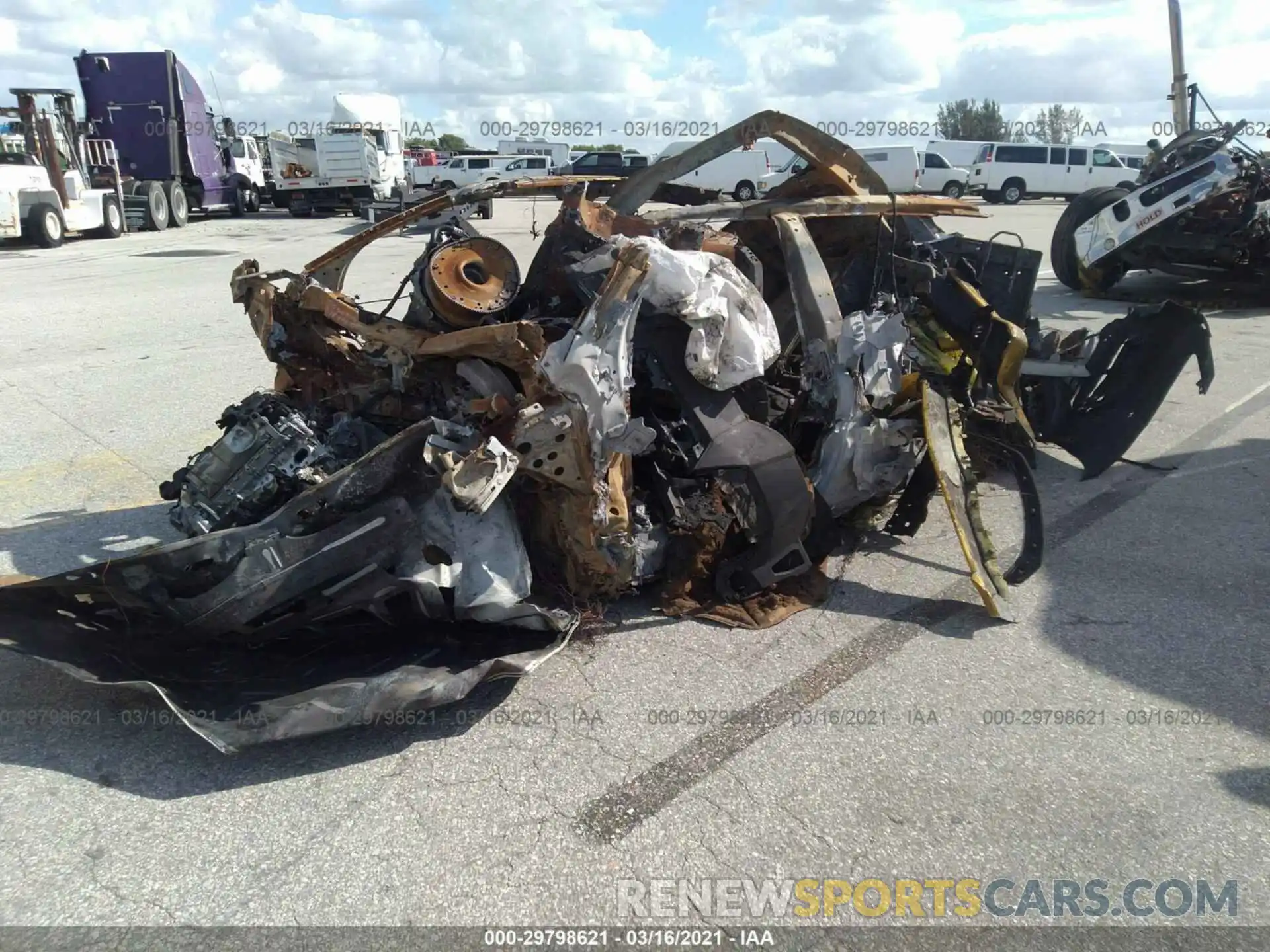 2 Фотография поврежденного автомобиля ZPBUA1ZLXKLA02480 LAMBORGHINI URUS 2019