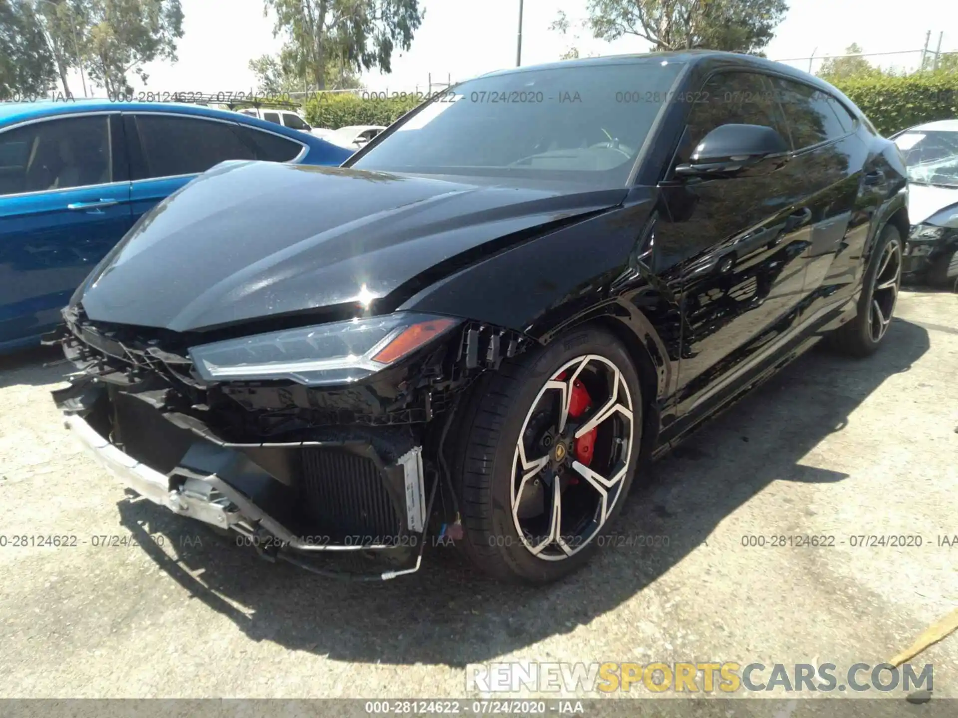 2 Photograph of a damaged car ZPBUA1ZL1LLA07701 LAMBORGHINI URUS 2020