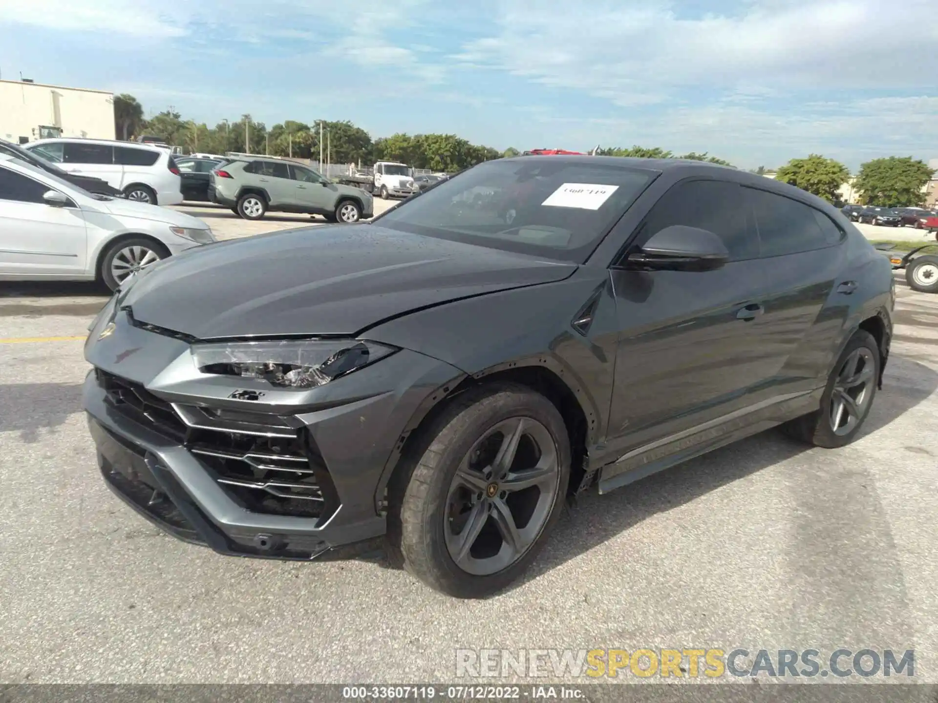 2 Photograph of a damaged car ZPBUA1ZL5LLA08639 LAMBORGHINI URUS 2020