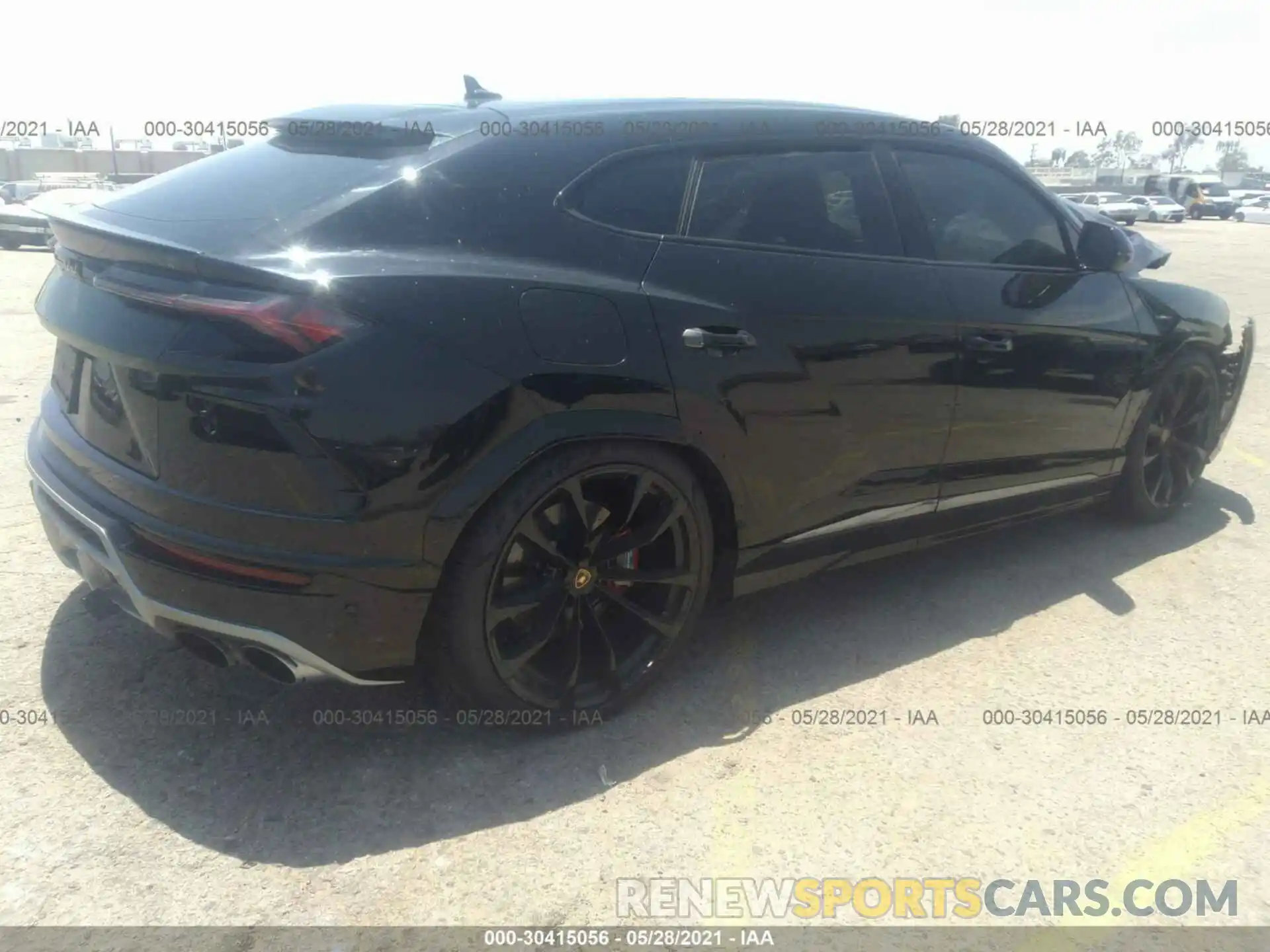 4 Photograph of a damaged car ZPBUA1ZL2MLA11421 LAMBORGHINI URUS 2021