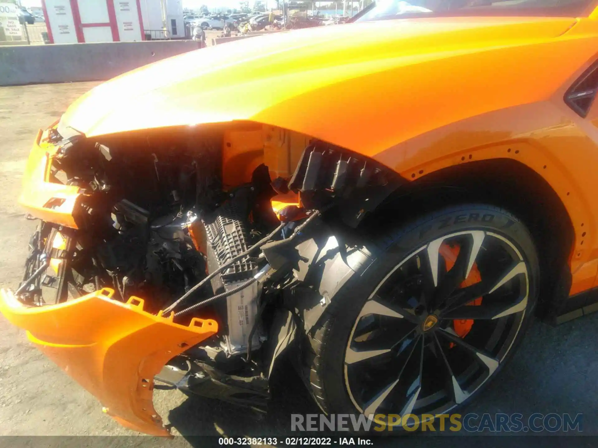 6 Photograph of a damaged car ZPBUA1ZL4MLA14868 LAMBORGHINI URUS 2021