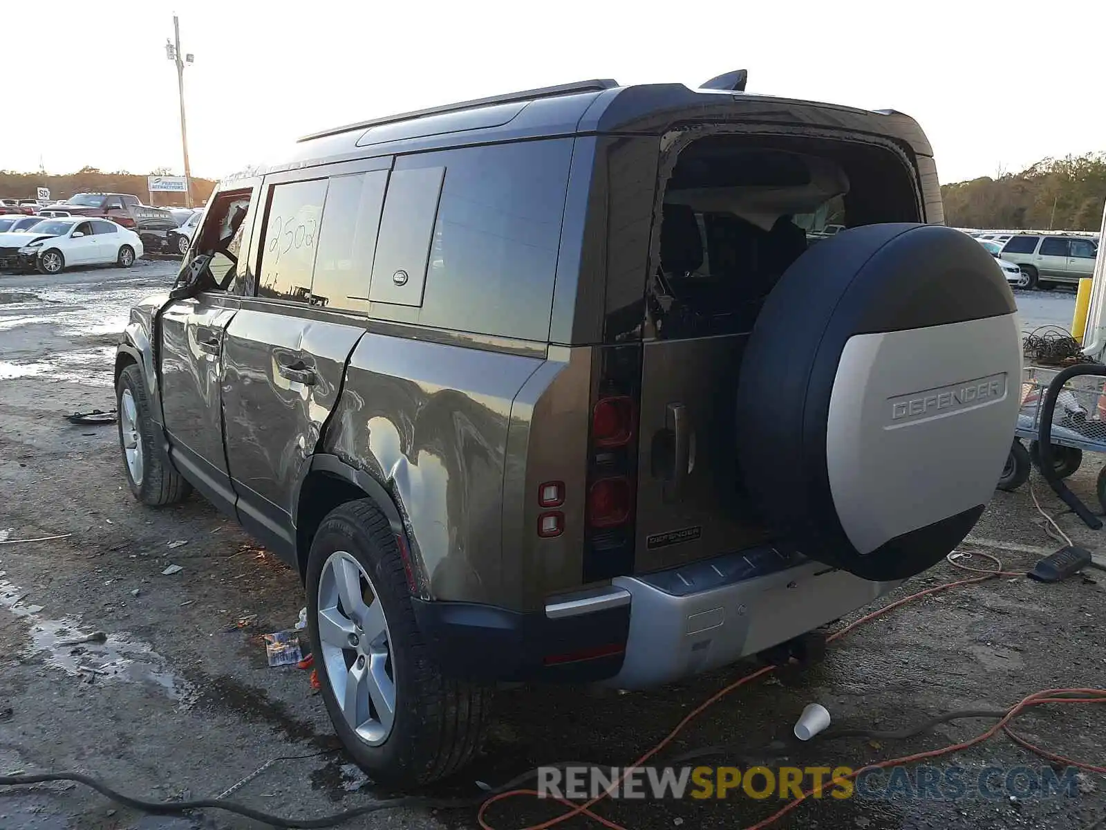 3 Photograph of a damaged car SALE17EU6L2008337 LAND ROVER ALL OTHER 2020