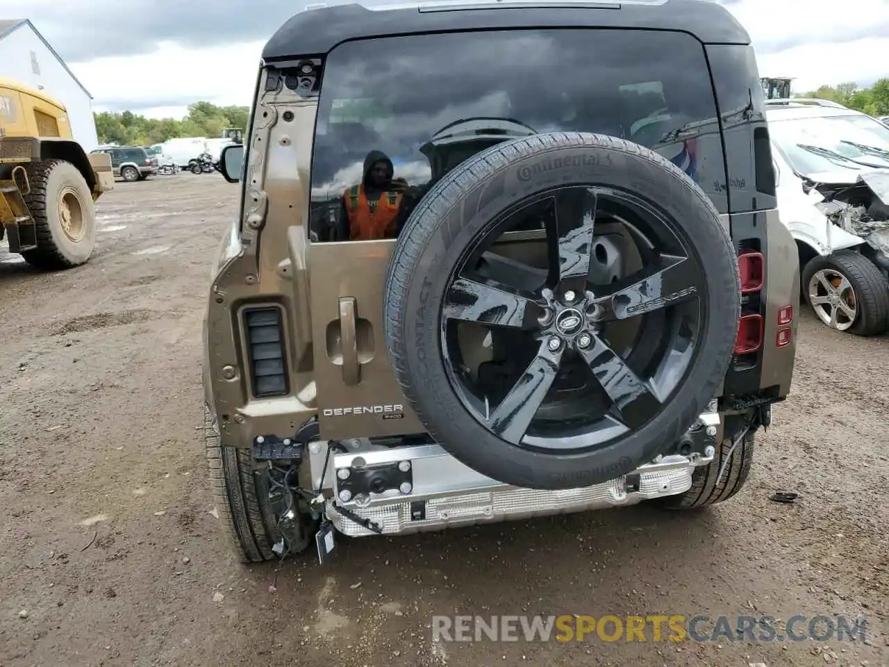 9 Photograph of a damaged car SALEP6EU1P2120333 LAND ROVER ALL OTHER 2023