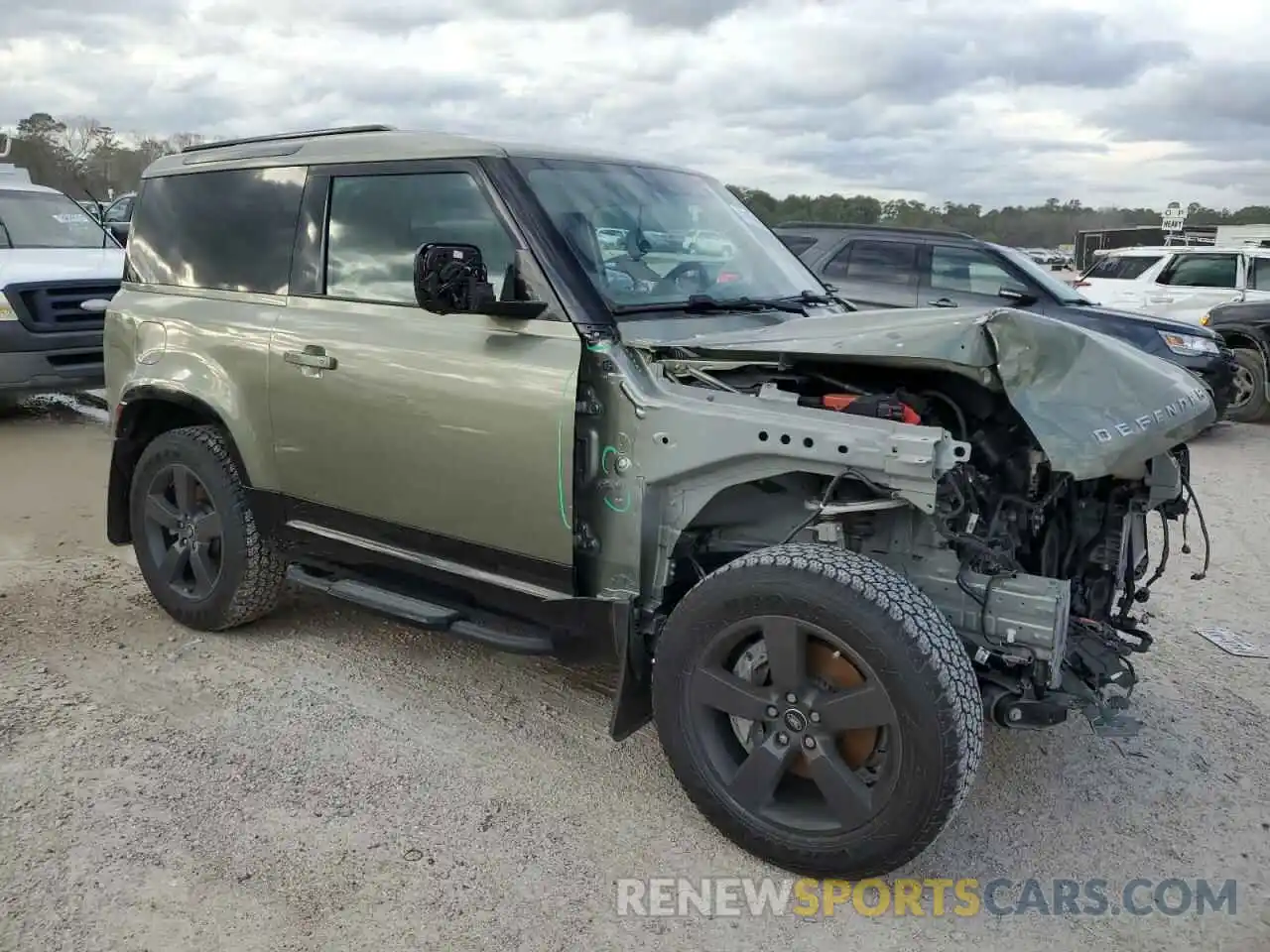 4 Photograph of a damaged car SALEP6EU1P2167300 LAND ROVER ALL OTHER 2023