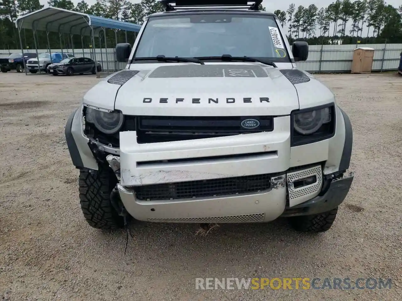 9 Photograph of a damaged car SALE17EU6L2010590 LAND ROVER DEFENDER 2020