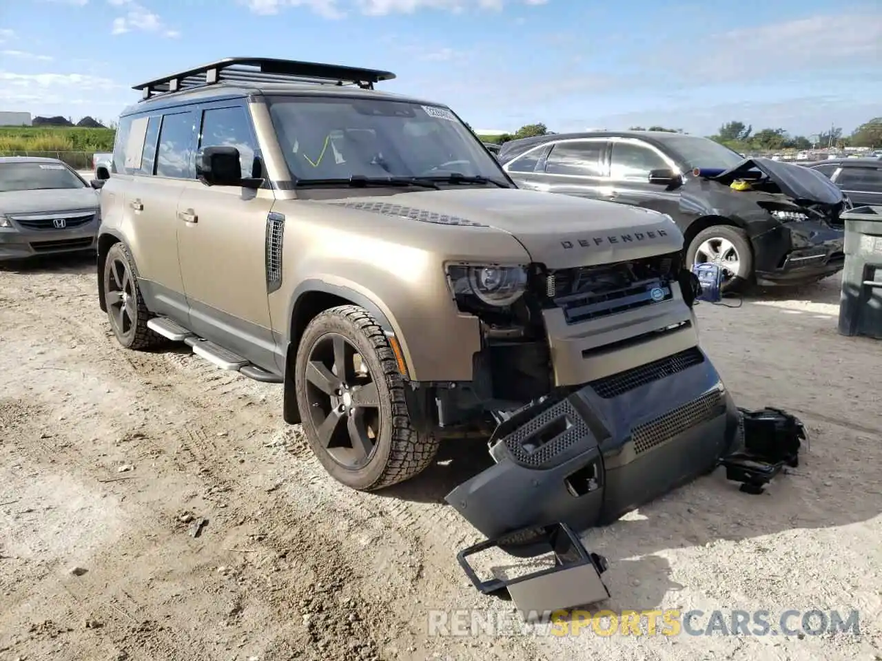 1 Photograph of a damaged car SALE17EUXL2016229 LAND ROVER DEFENDER 2020