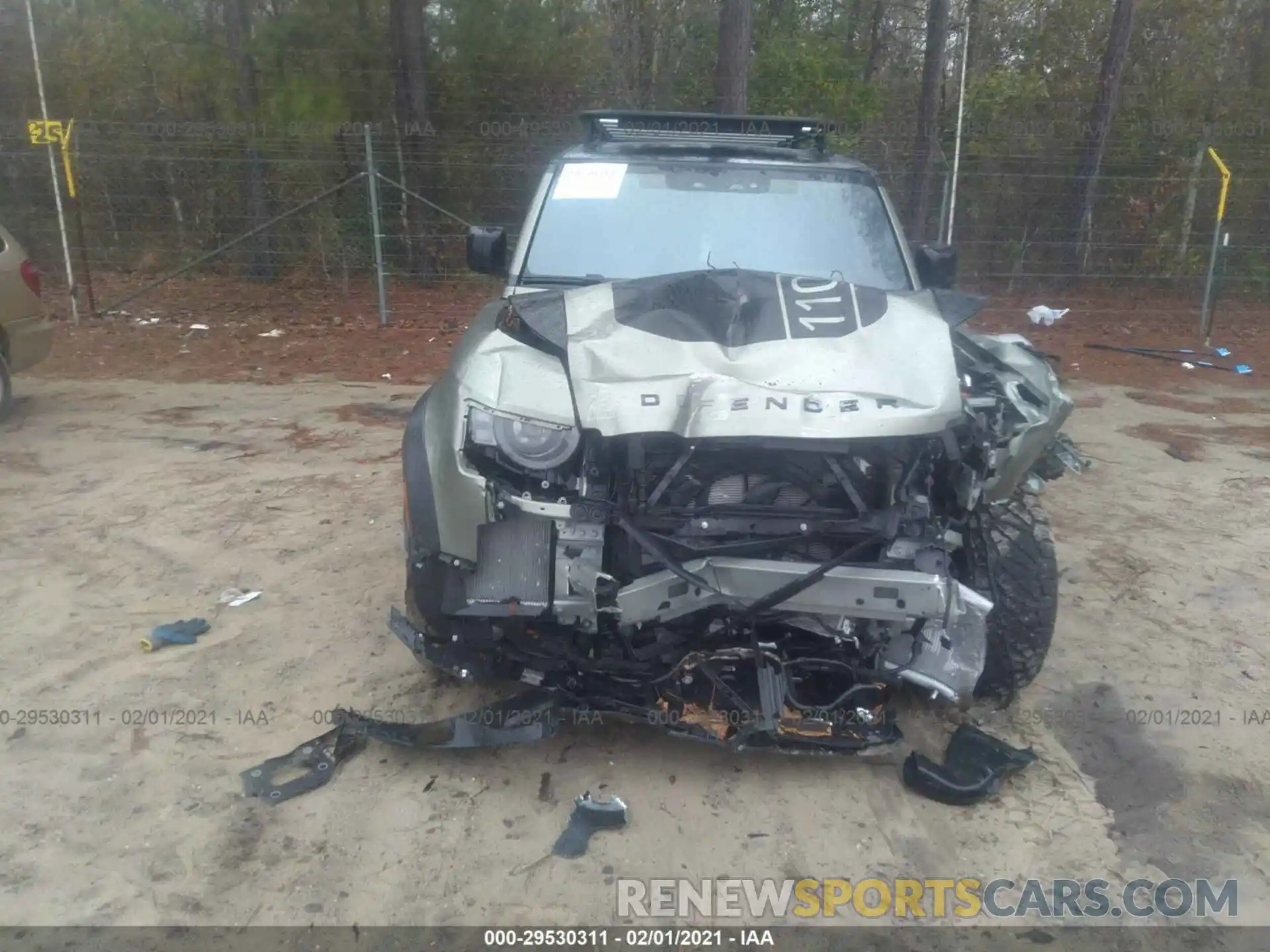 6 Photograph of a damaged car SALE1EEU4L2014433 LAND ROVER DEFENDER 2020