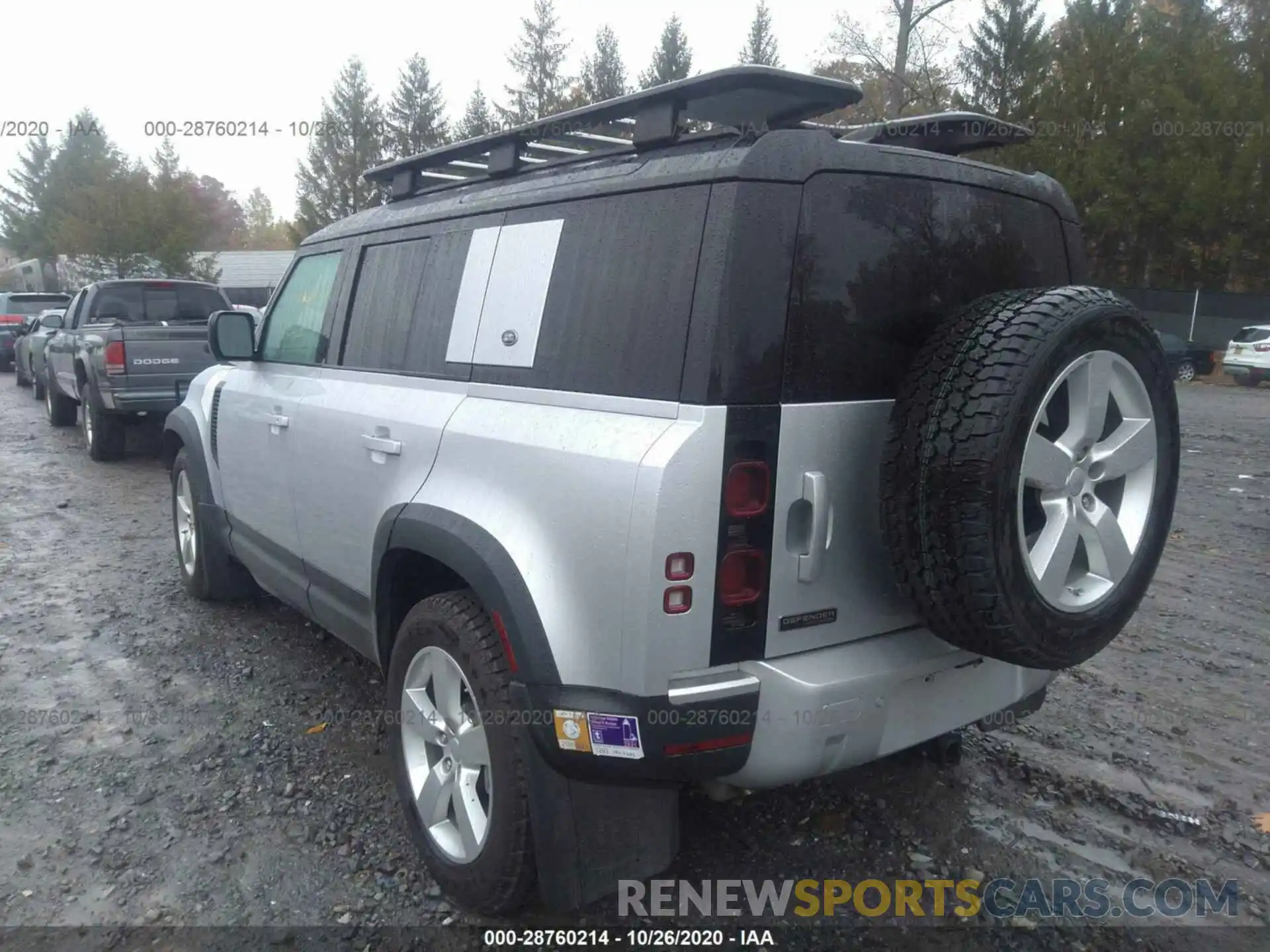 3 Photograph of a damaged car SALE1EEU5L2003215 LAND ROVER DEFENDER 2020