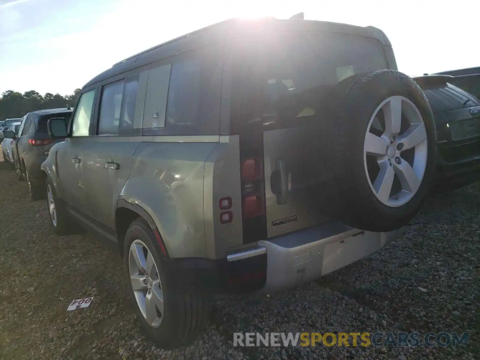 3 Photograph of a damaged car SALE1EEU6L2026762 LAND ROVER DEFENDER 2020