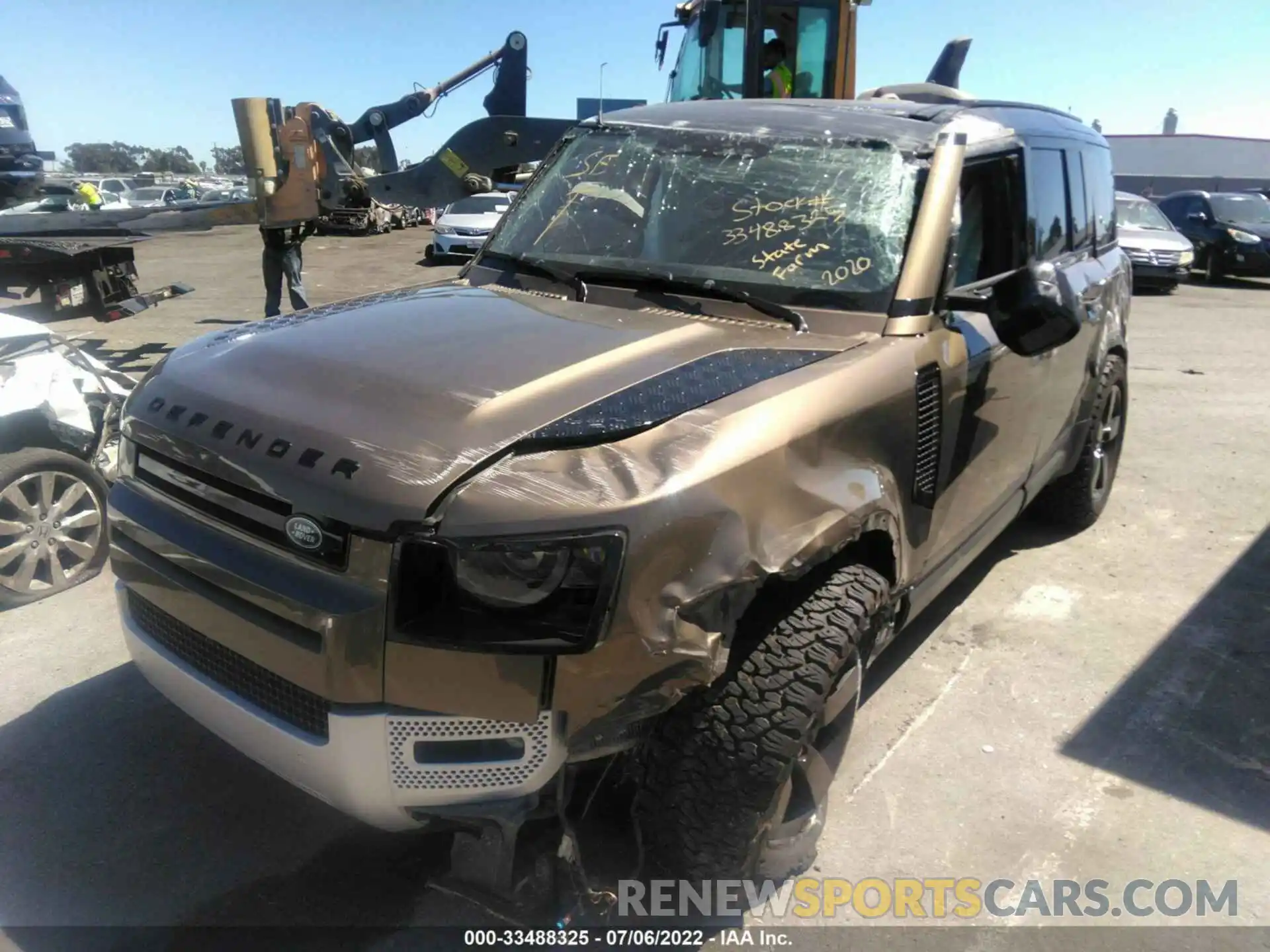 2 Photograph of a damaged car SALE1EEU7L2018430 LAND ROVER DEFENDER 2020