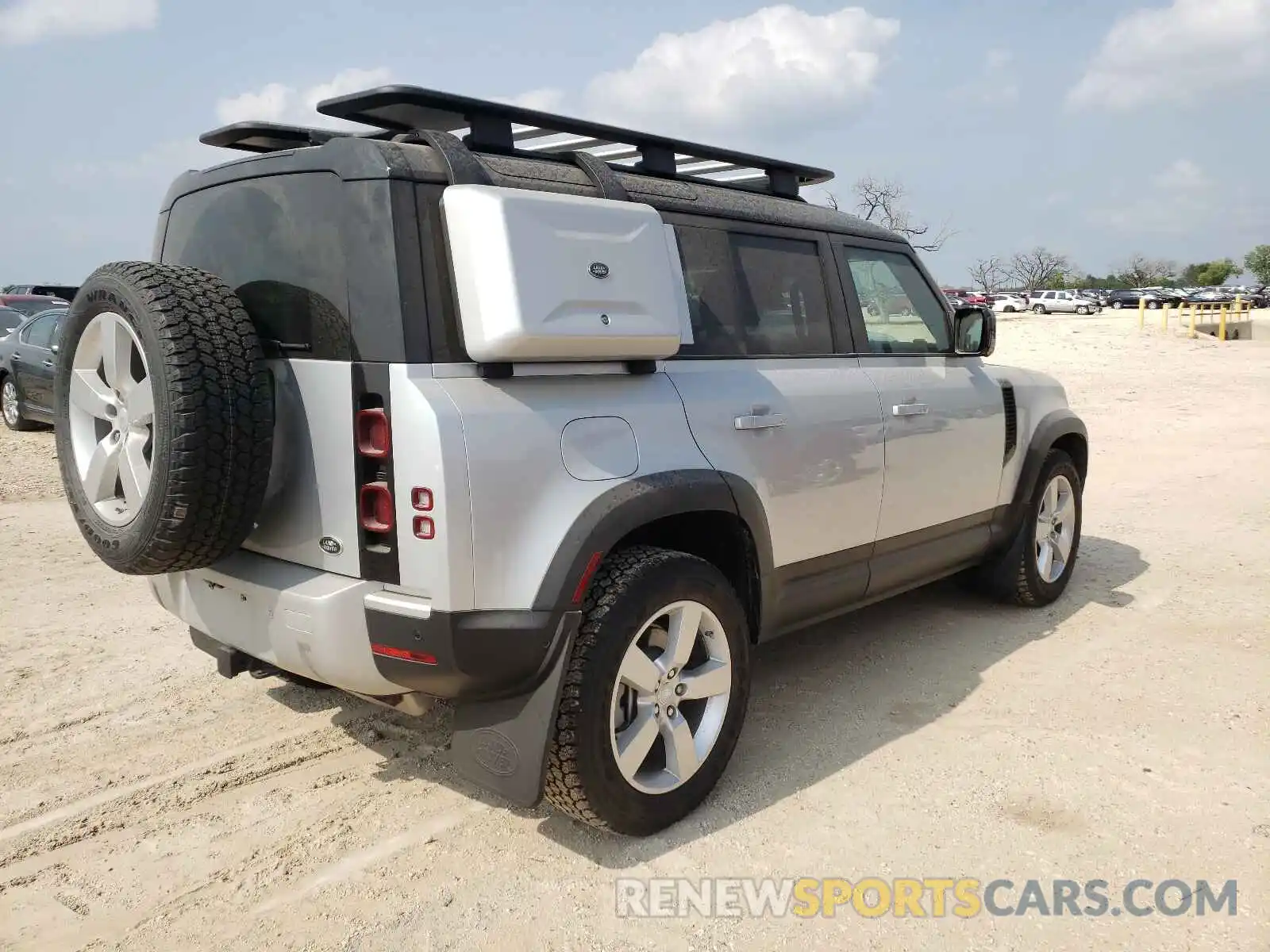 4 Photograph of a damaged car SALE1EEU7L2021795 LAND ROVER DEFENDER 2020