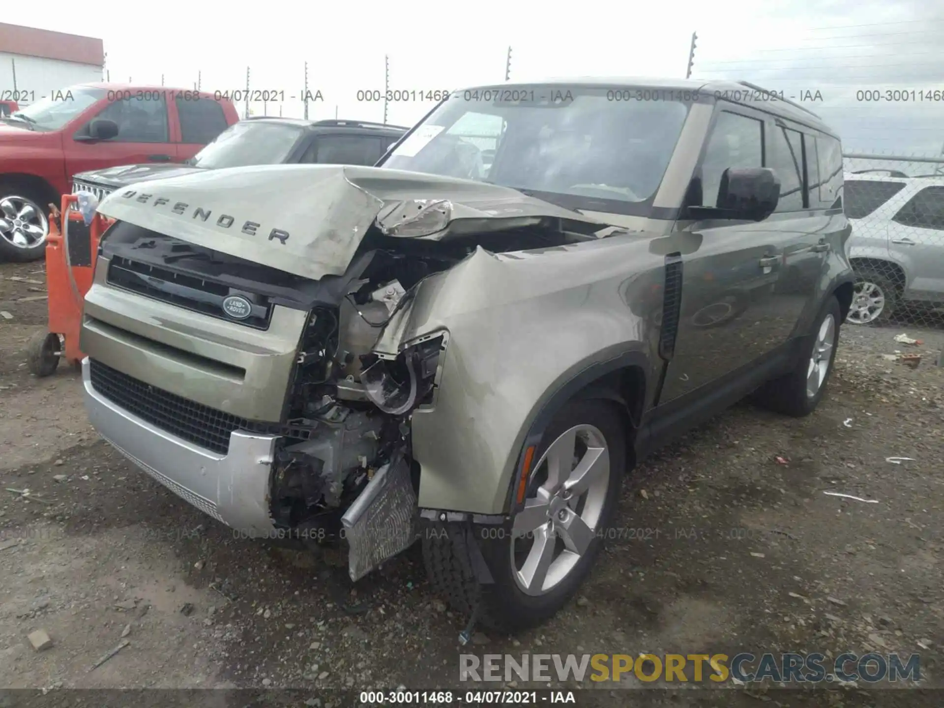 2 Фотография поврежденного автомобиля SALE1EEU8L2021062 LAND ROVER DEFENDER 2020