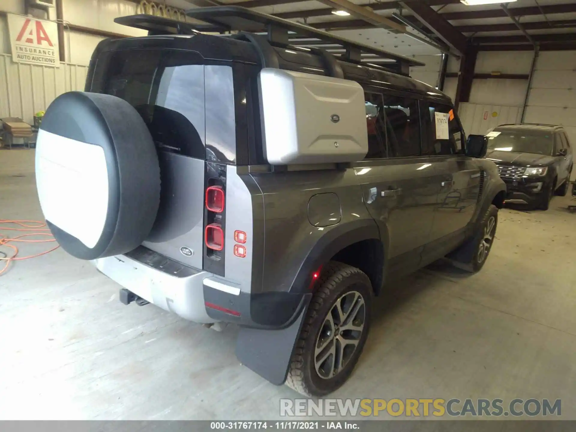 4 Photograph of a damaged car SALE97EU0L2022534 LAND ROVER DEFENDER 2020