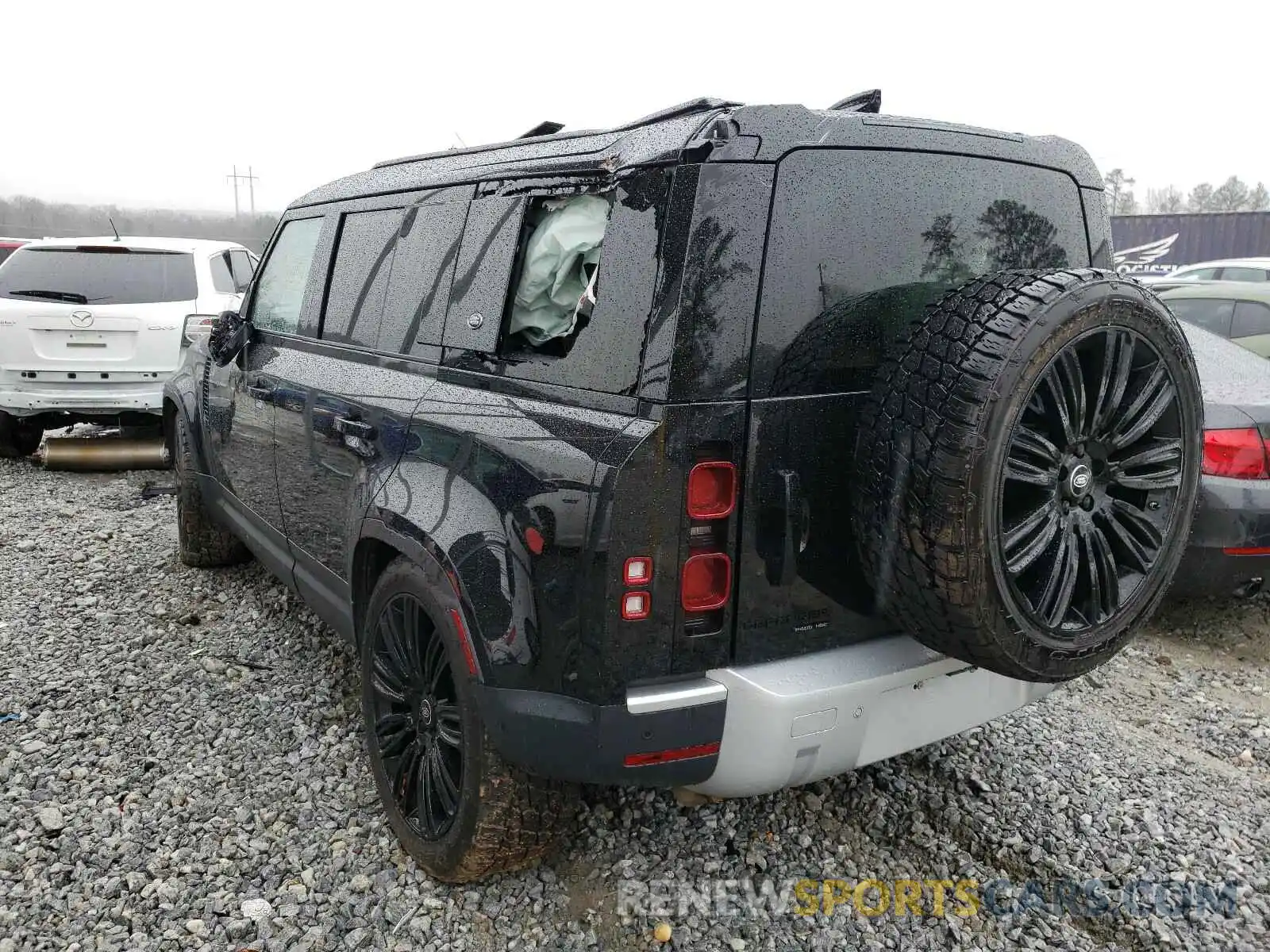 3 Фотография поврежденного автомобиля SALE97EU3L2014508 LAND ROVER DEFENDER 2020