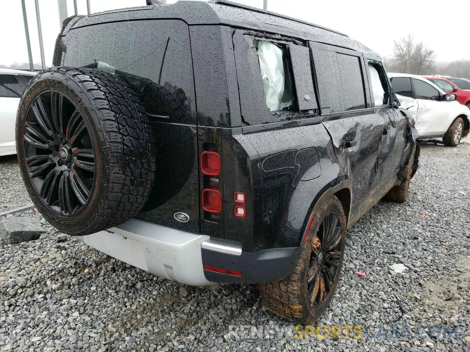 4 Фотография поврежденного автомобиля SALE97EU3L2014508 LAND ROVER DEFENDER 2020