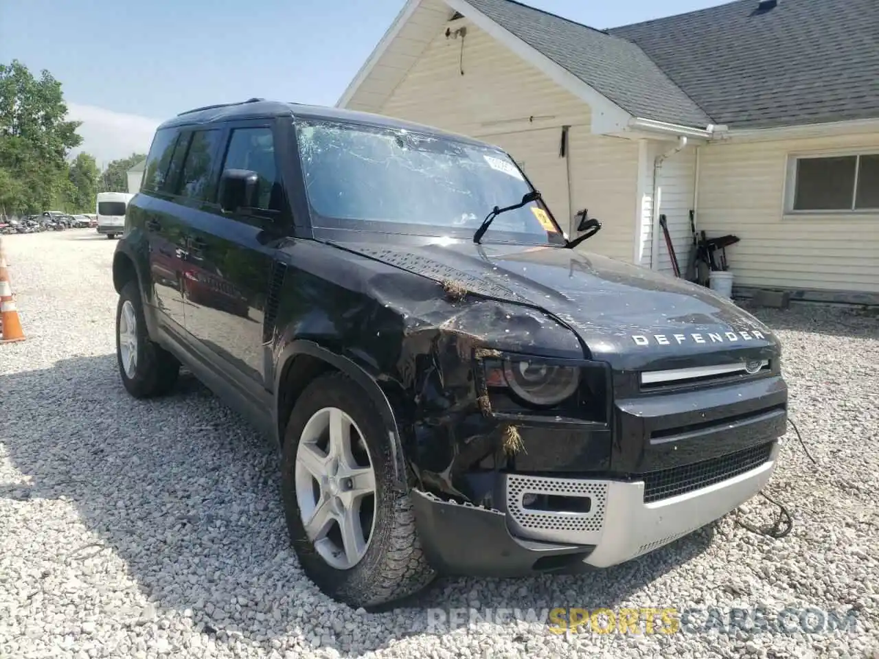 1 Photograph of a damaged car SALE97EU8L2017422 LAND ROVER DEFENDER 2020