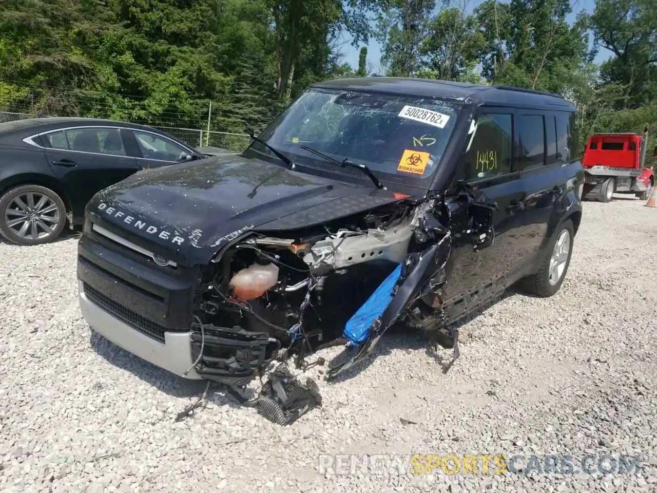 2 Photograph of a damaged car SALE97EU8L2017422 LAND ROVER DEFENDER 2020