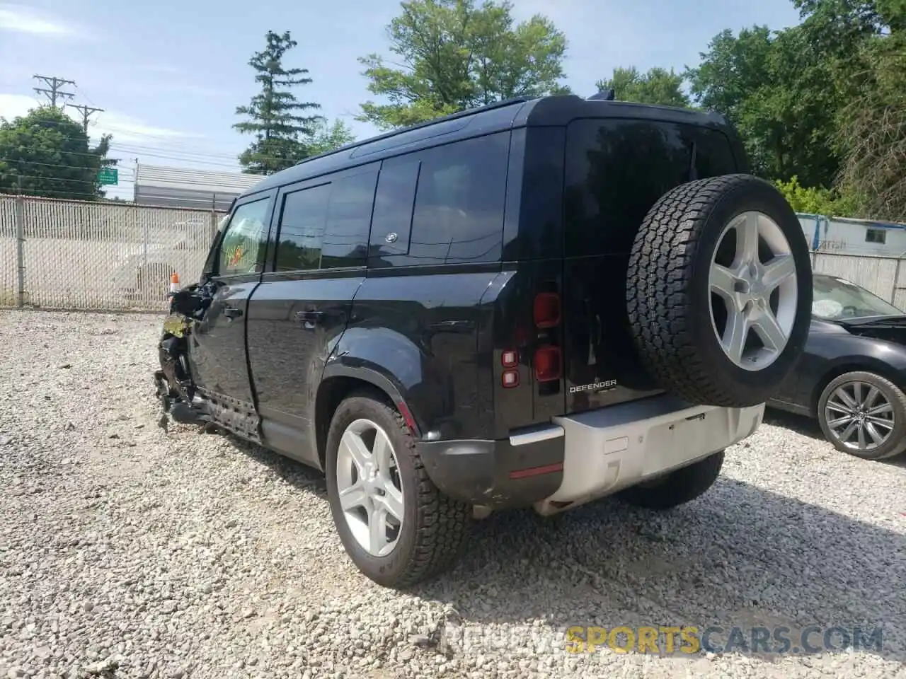 3 Photograph of a damaged car SALE97EU8L2017422 LAND ROVER DEFENDER 2020