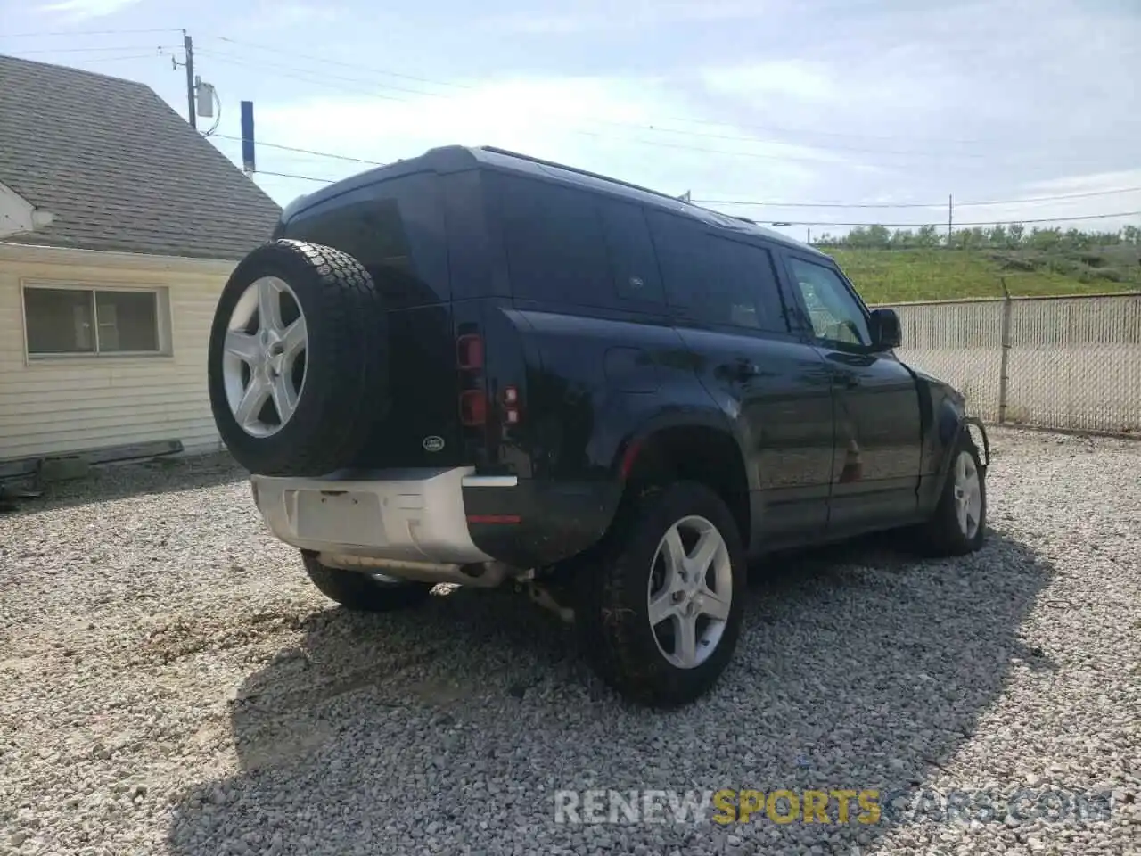 4 Photograph of a damaged car SALE97EU8L2017422 LAND ROVER DEFENDER 2020